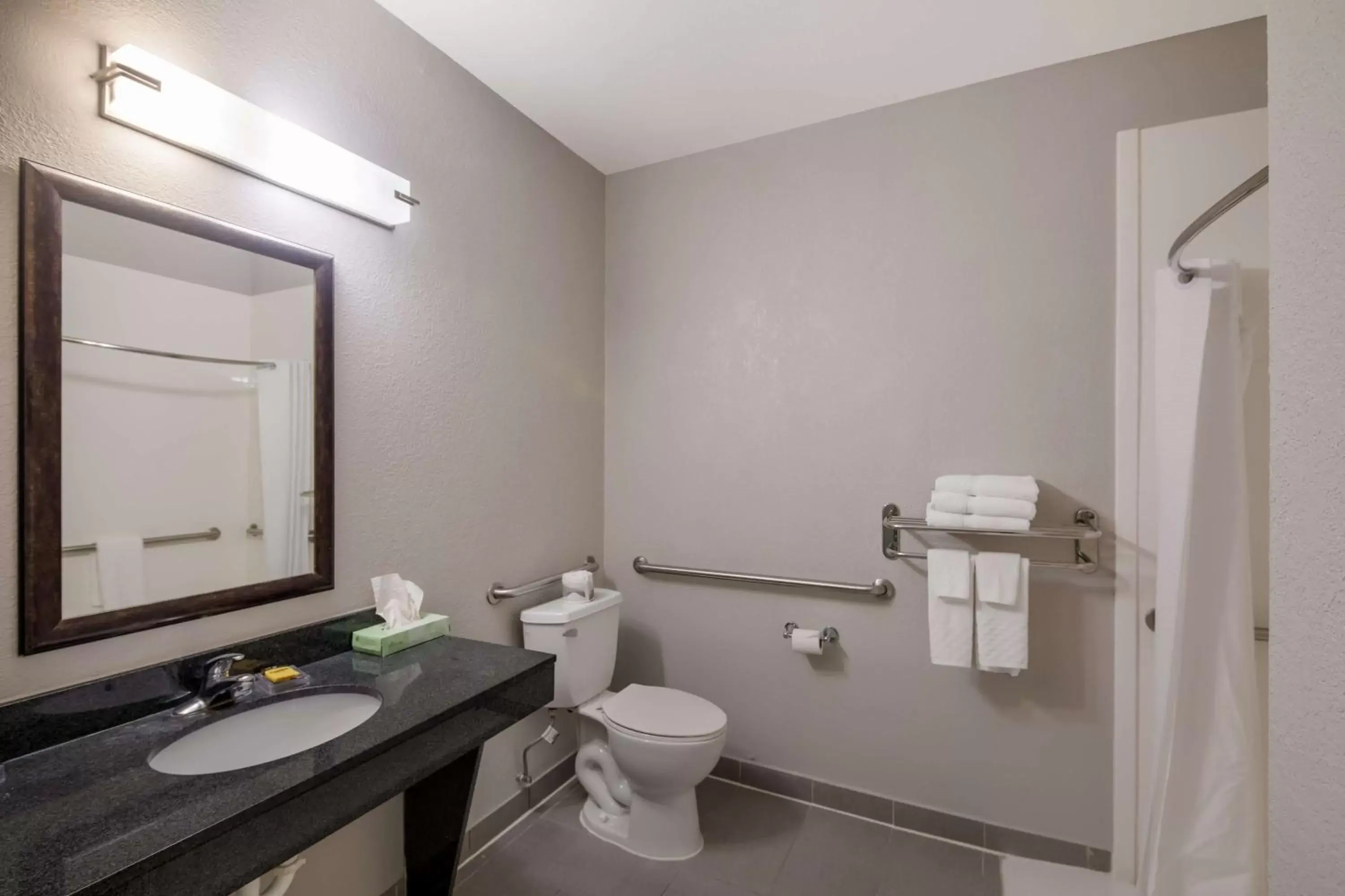 Bathroom in Best Western Plus Killeen/Fort Hood Hotel & Suites