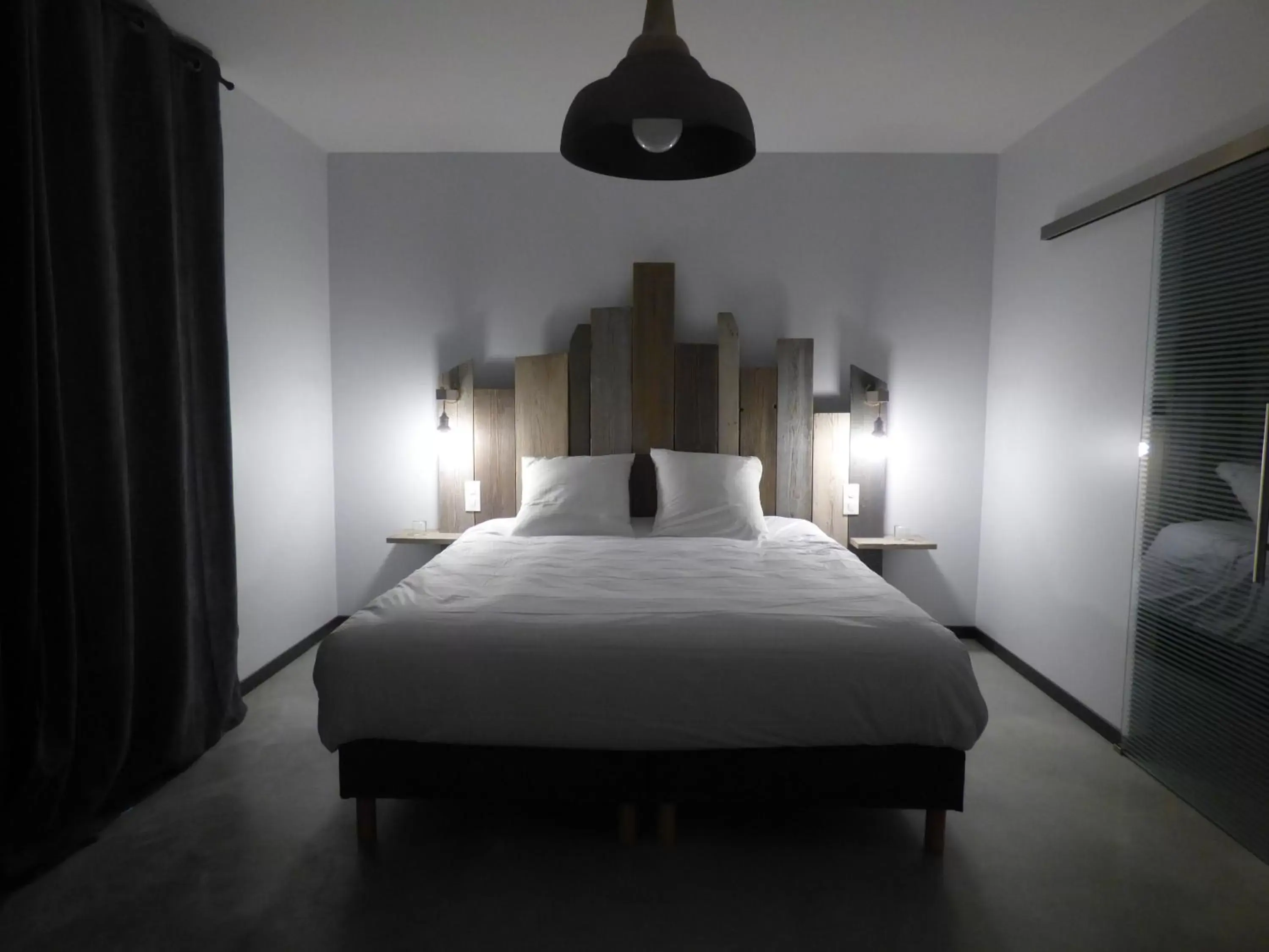 Bed in D'OR Les Anges