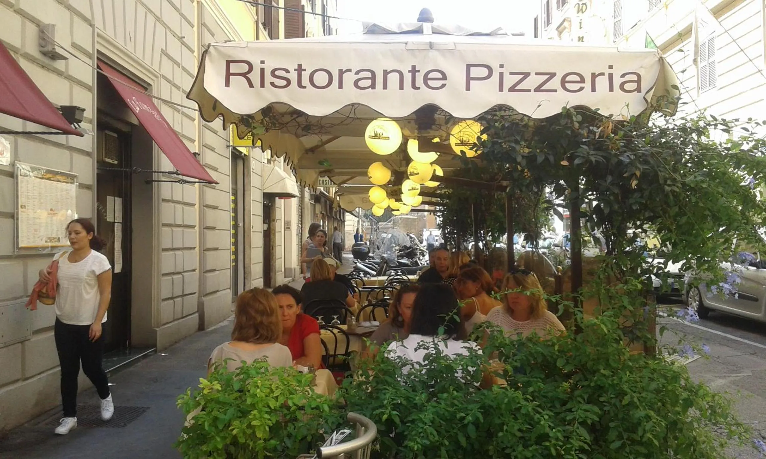 People in Gemme Di Roma Accomodation