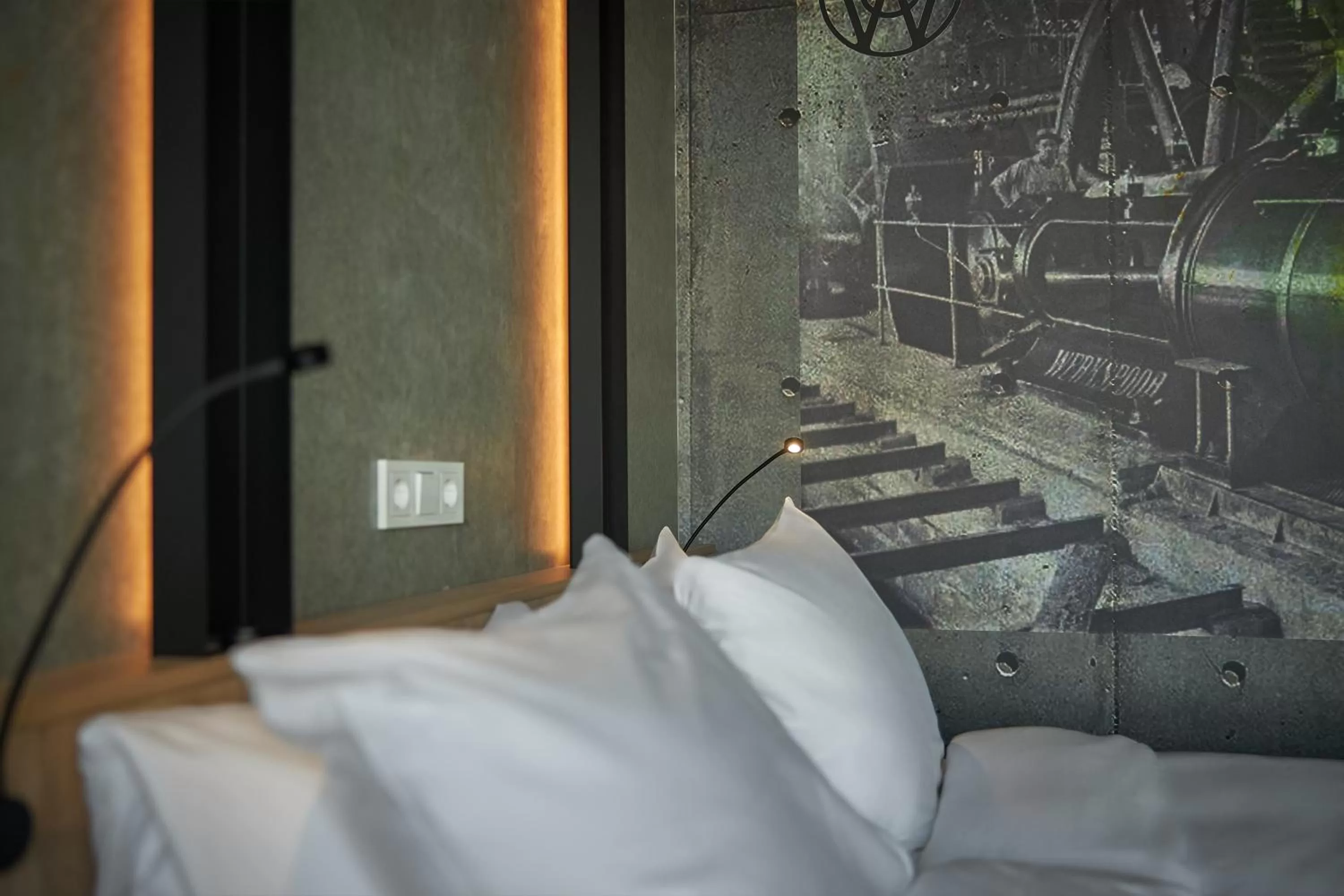 Decorative detail, Bed in Inntel Hotels Amsterdam Landmark