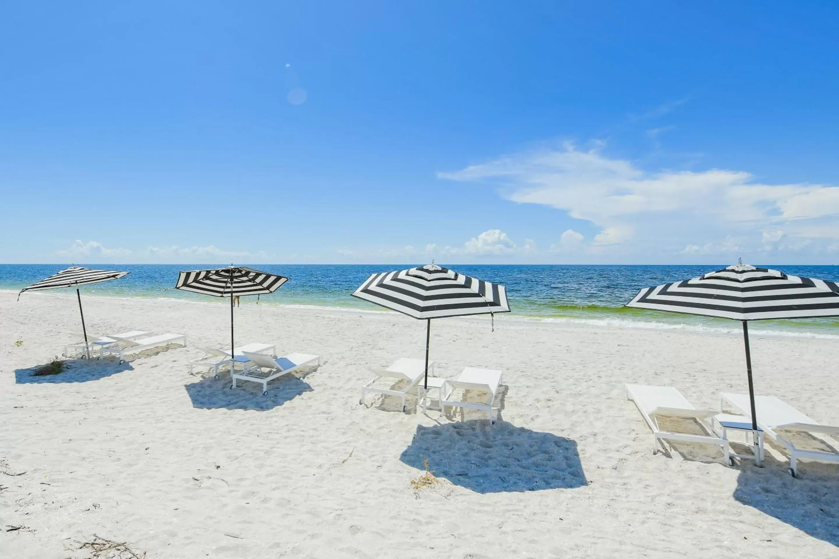 Beach in Casey Key Resorts - Beachfront