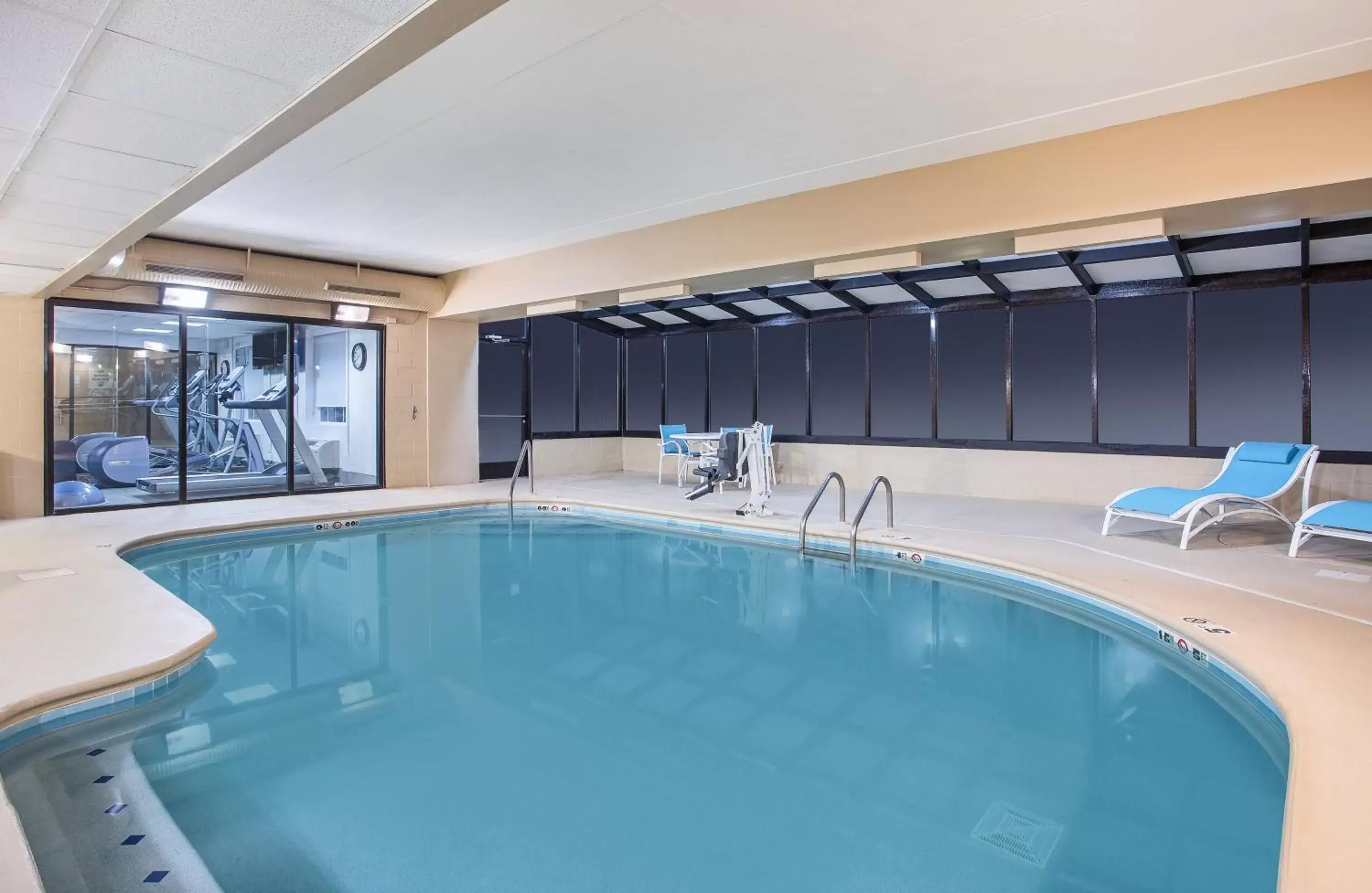 Swimming Pool in Holiday Inn Express Hotel & Suites Alcoa Knoxville Airport, an IHG Hotel