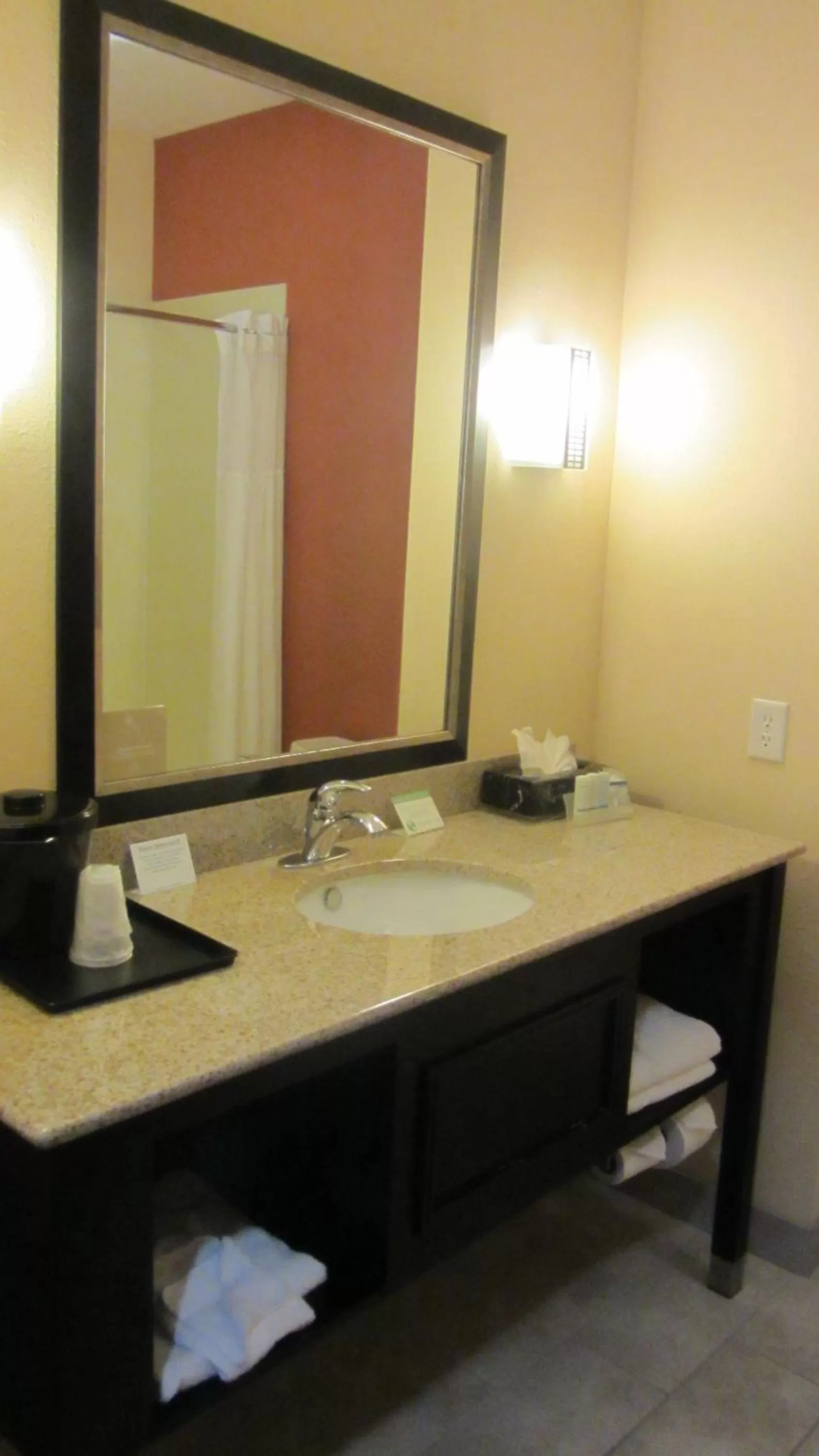 King Room - Accessible/Non-Smoking in Sleep Inn & Suites Hwy 290-NW Freeway
