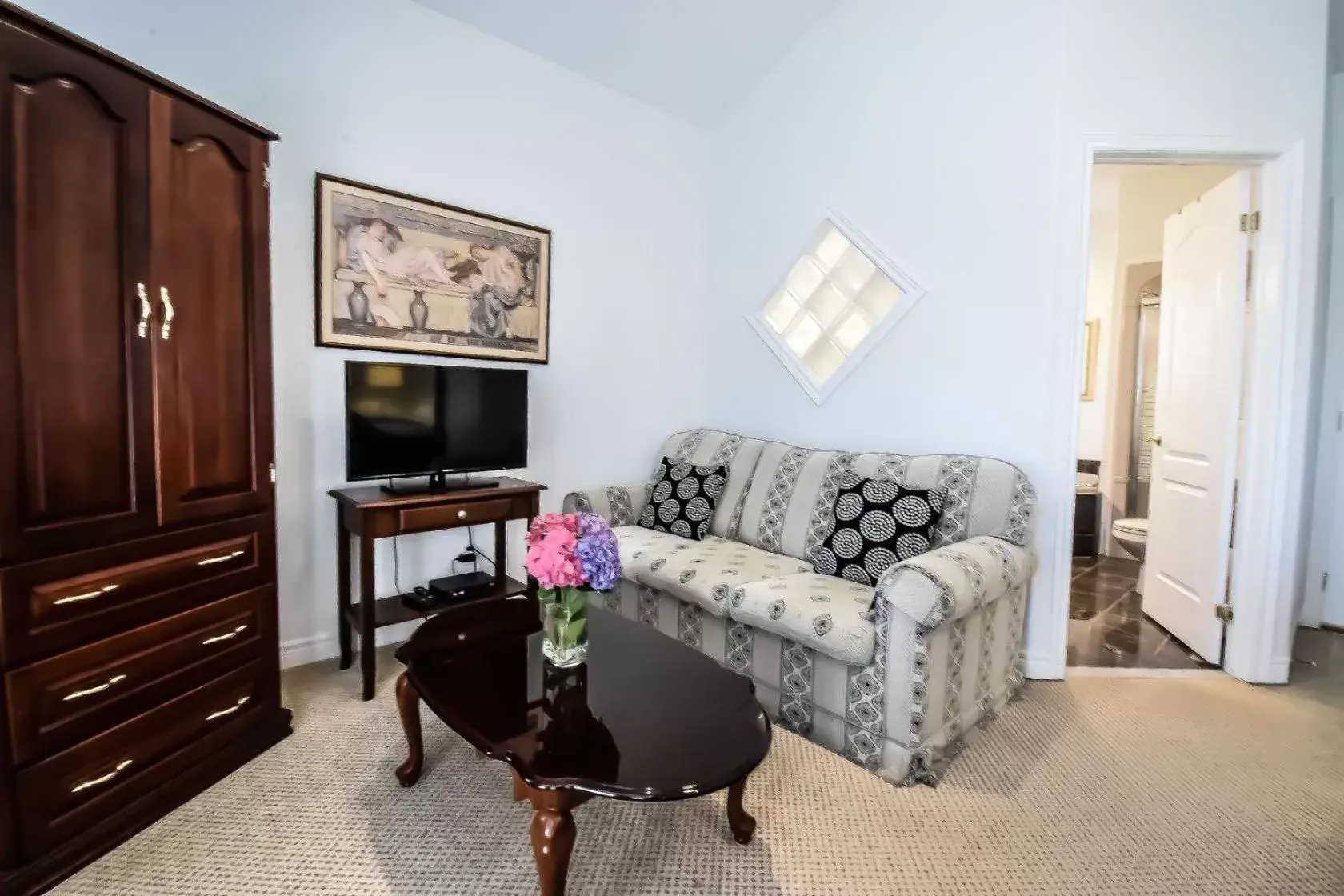 Seating Area in Graystone Bed & Breakfast