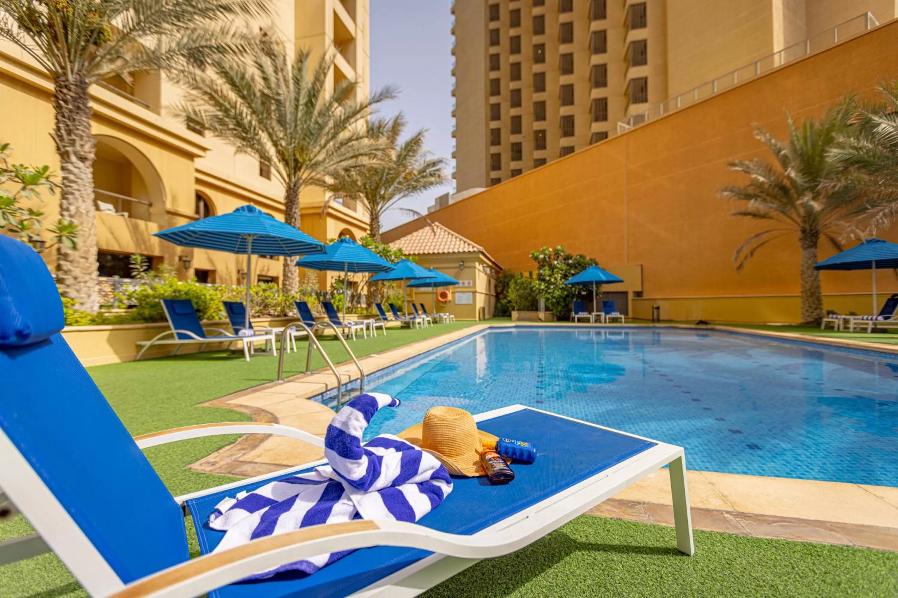Pool view in Roda Amwaj Suites Jumeirah Beach Residence