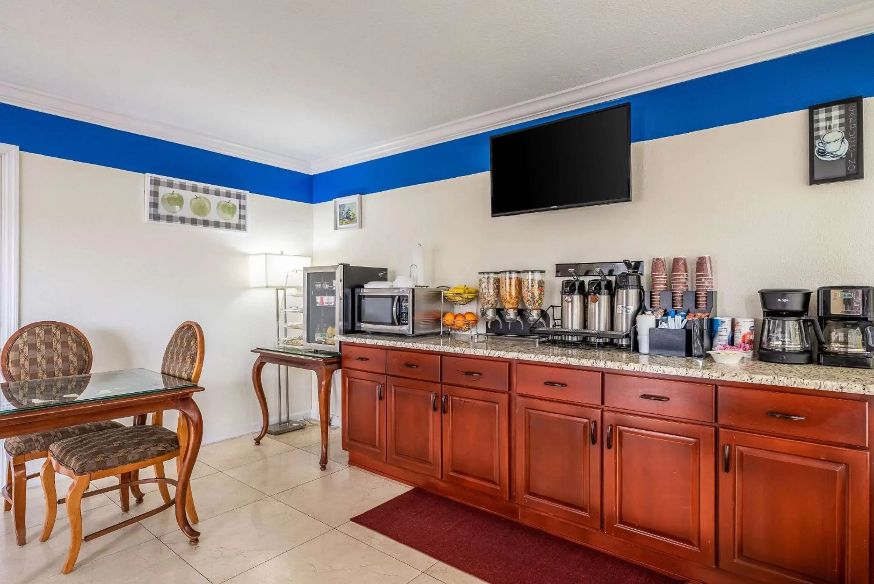 Restaurant/places to eat in Rodeway Inn Restaurant/places to eat in Rodeway Inn