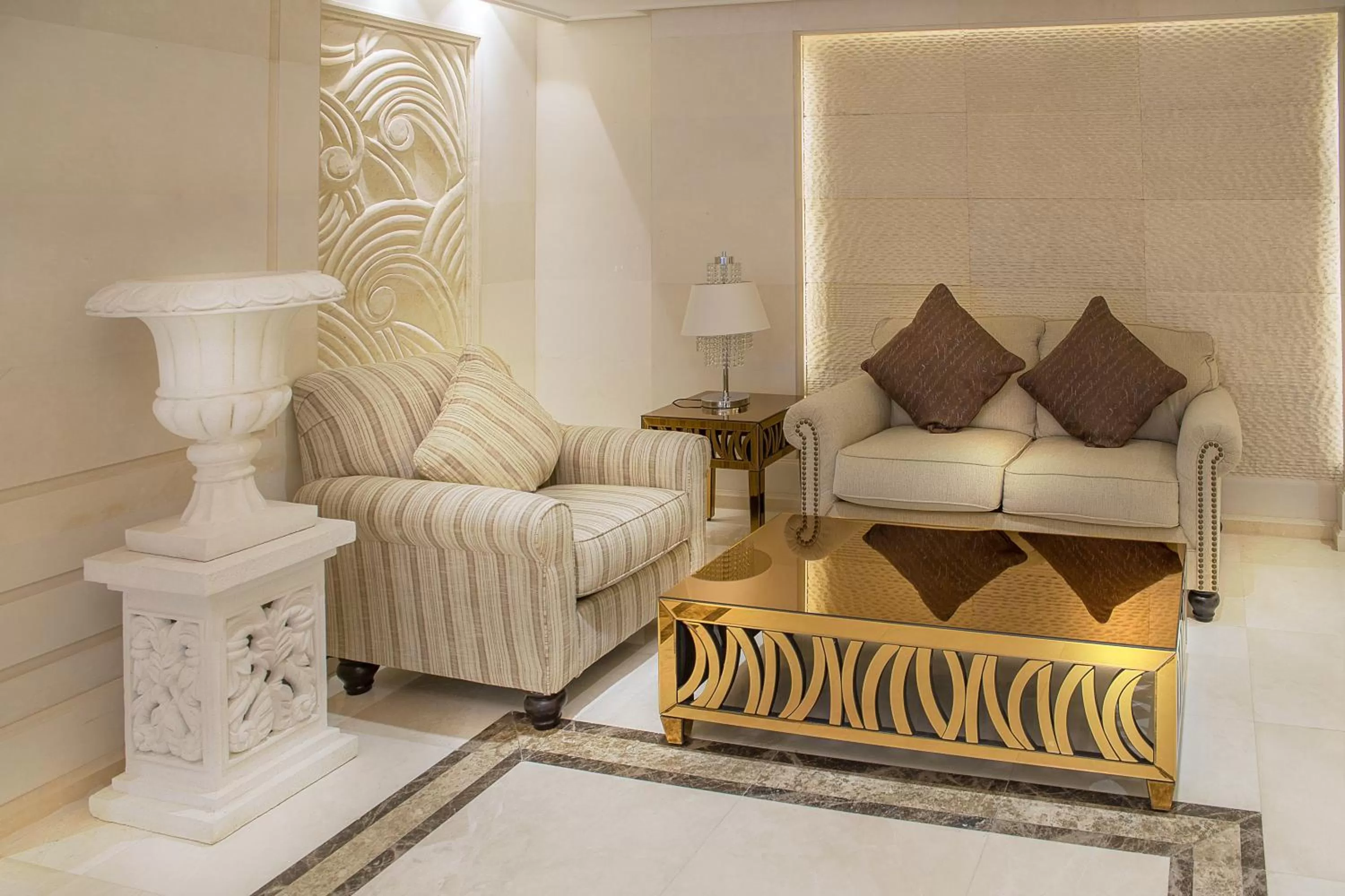 Lobby or reception, Bed in Adams Hotel