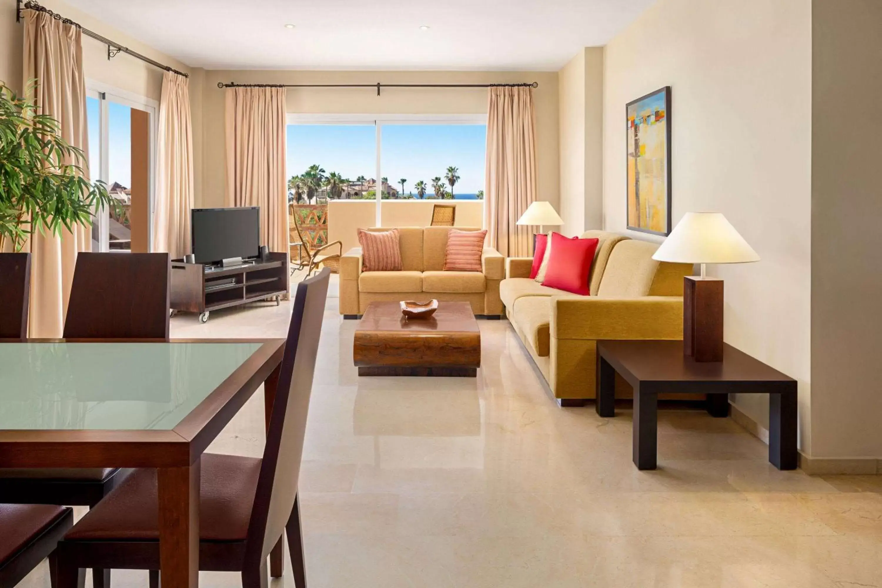 Bed, Seating Area in Wyndham Grand Residences Costa del Sol