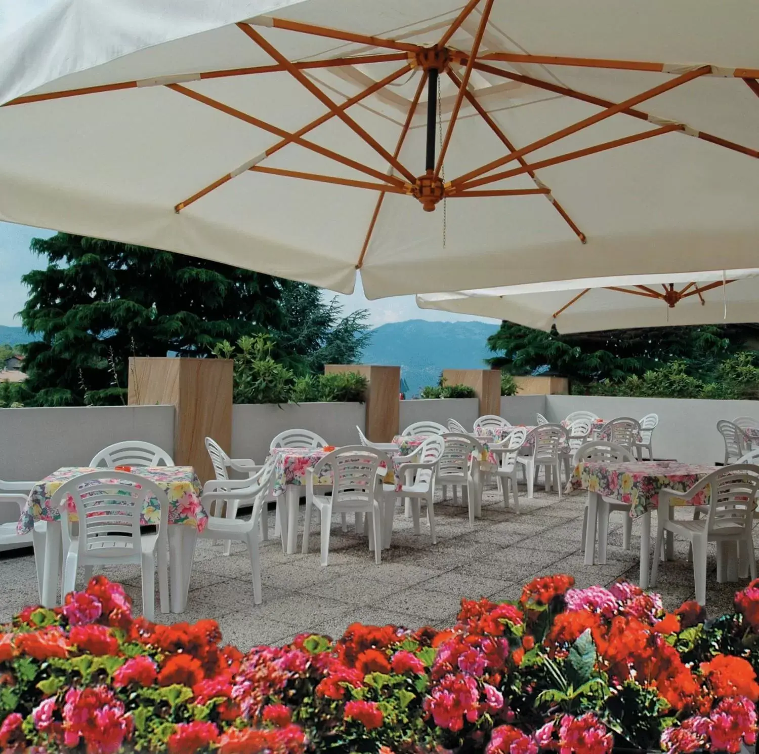 Patio, Restaurant/Places to Eat in Hotel Ristorante Costa