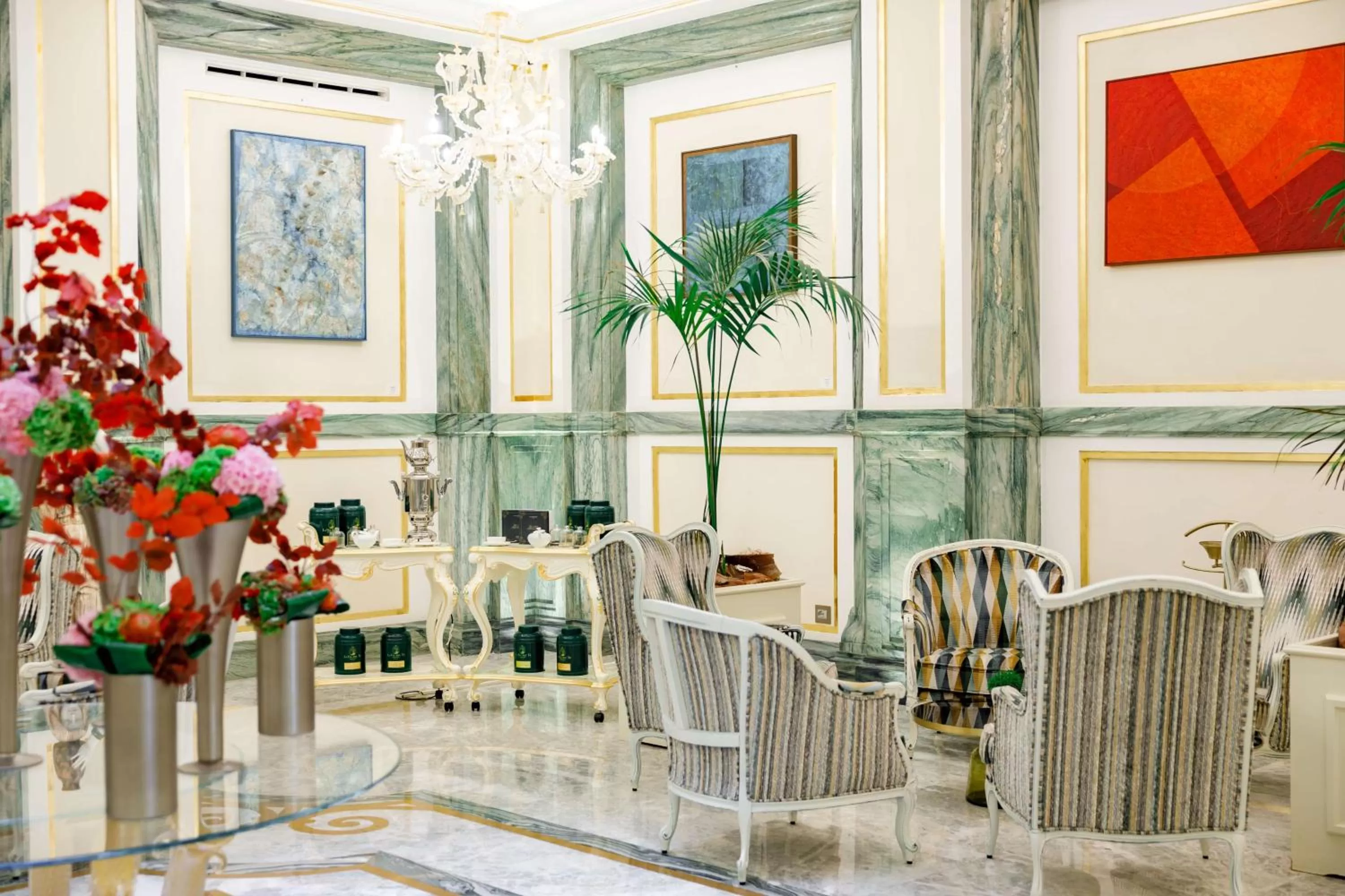 Dining area in Aleph Rome Hotel, Curio Collection By Hilton