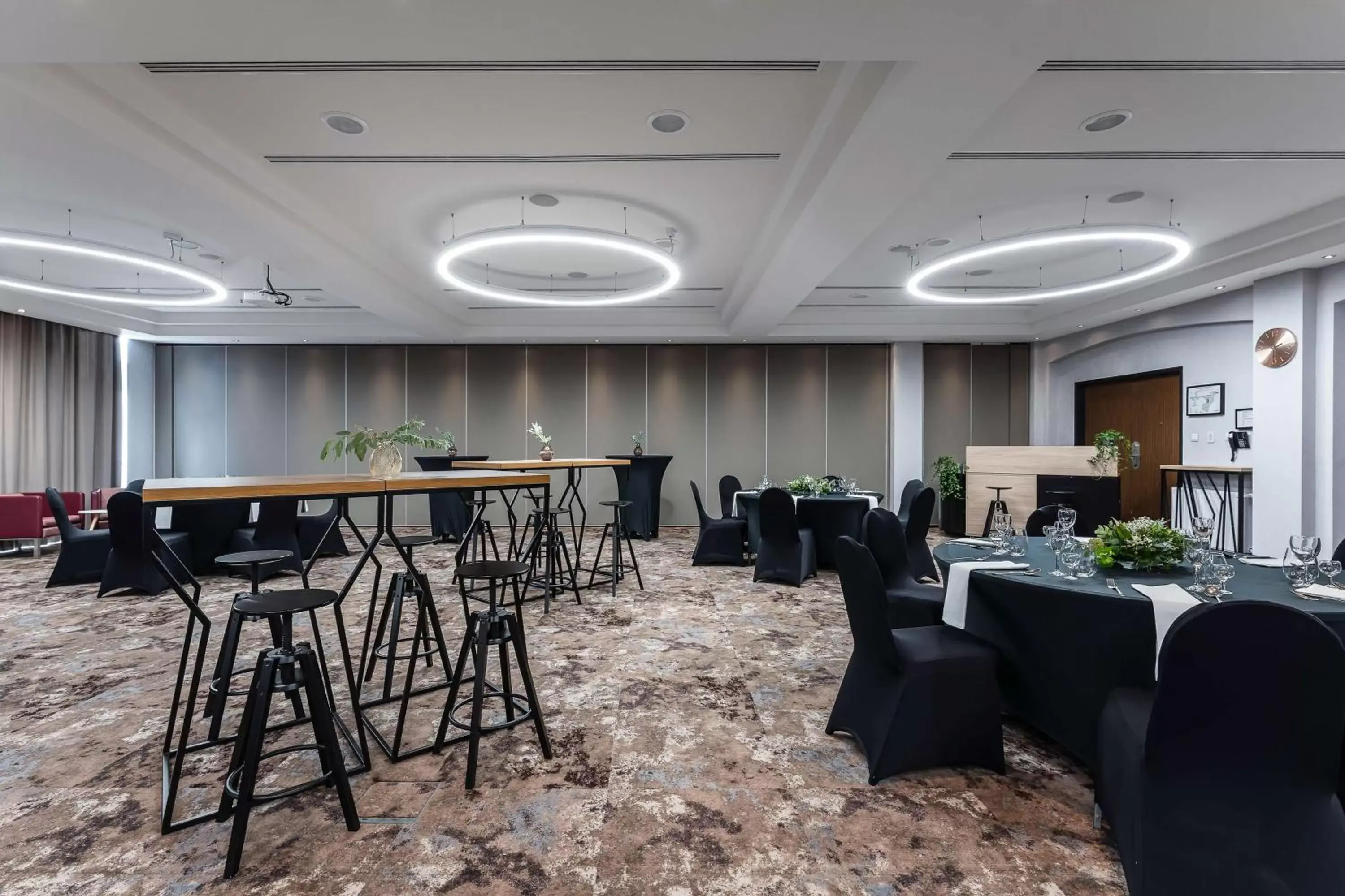 Meeting/conference room, Restaurant/Places to Eat in Scandic Gdańsk