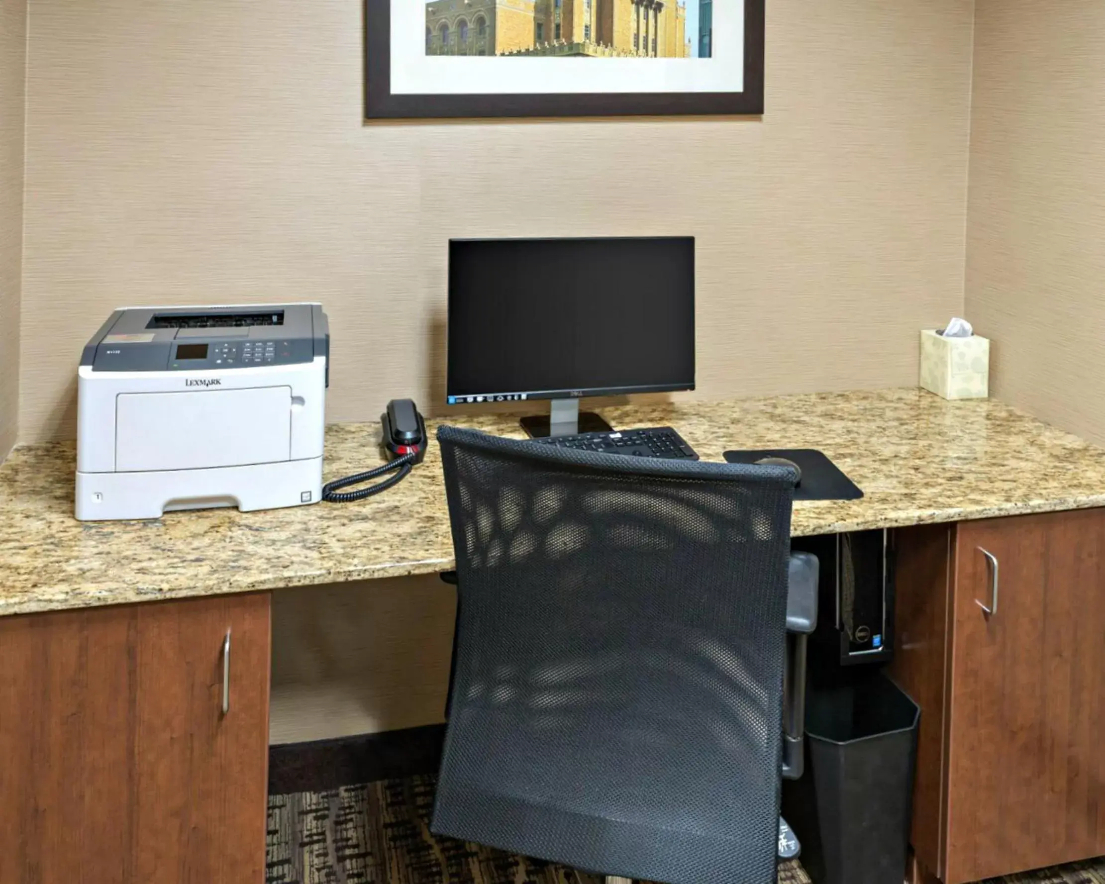 Business facilities, Business Area/Conference Room in Comfort Inn & Suites West - Medical Center