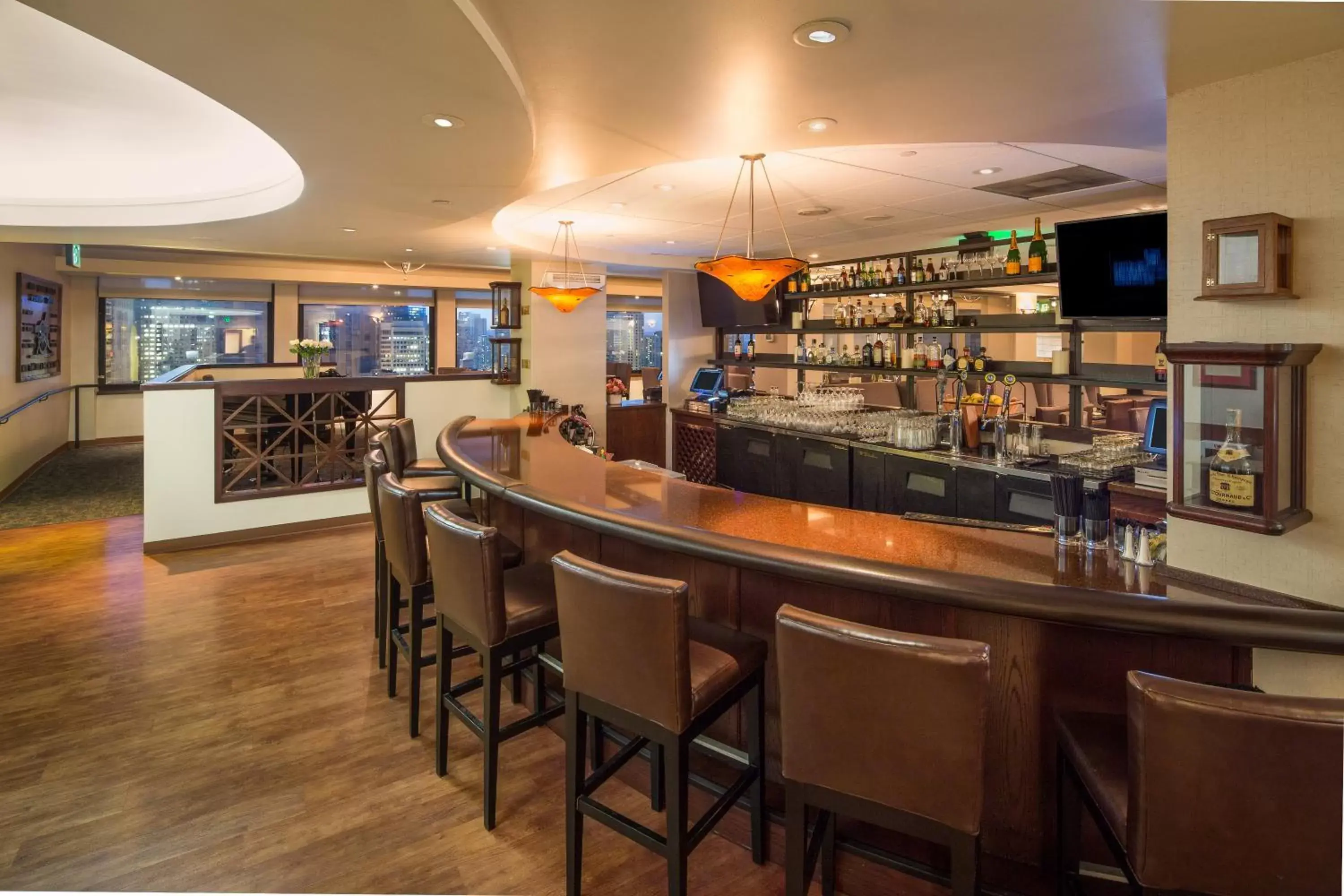 Lounge/Bar in Marines' Memorial Club & Hotel Union Square
