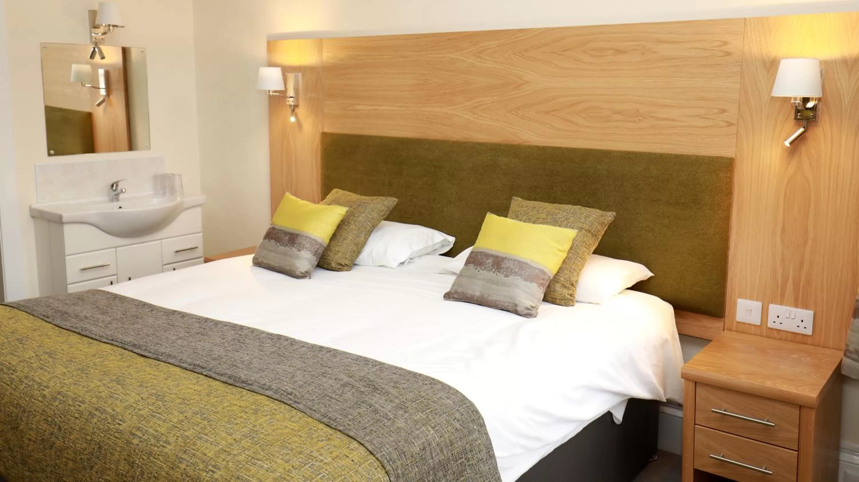 Bed in The Famous Star Hotel Moffat