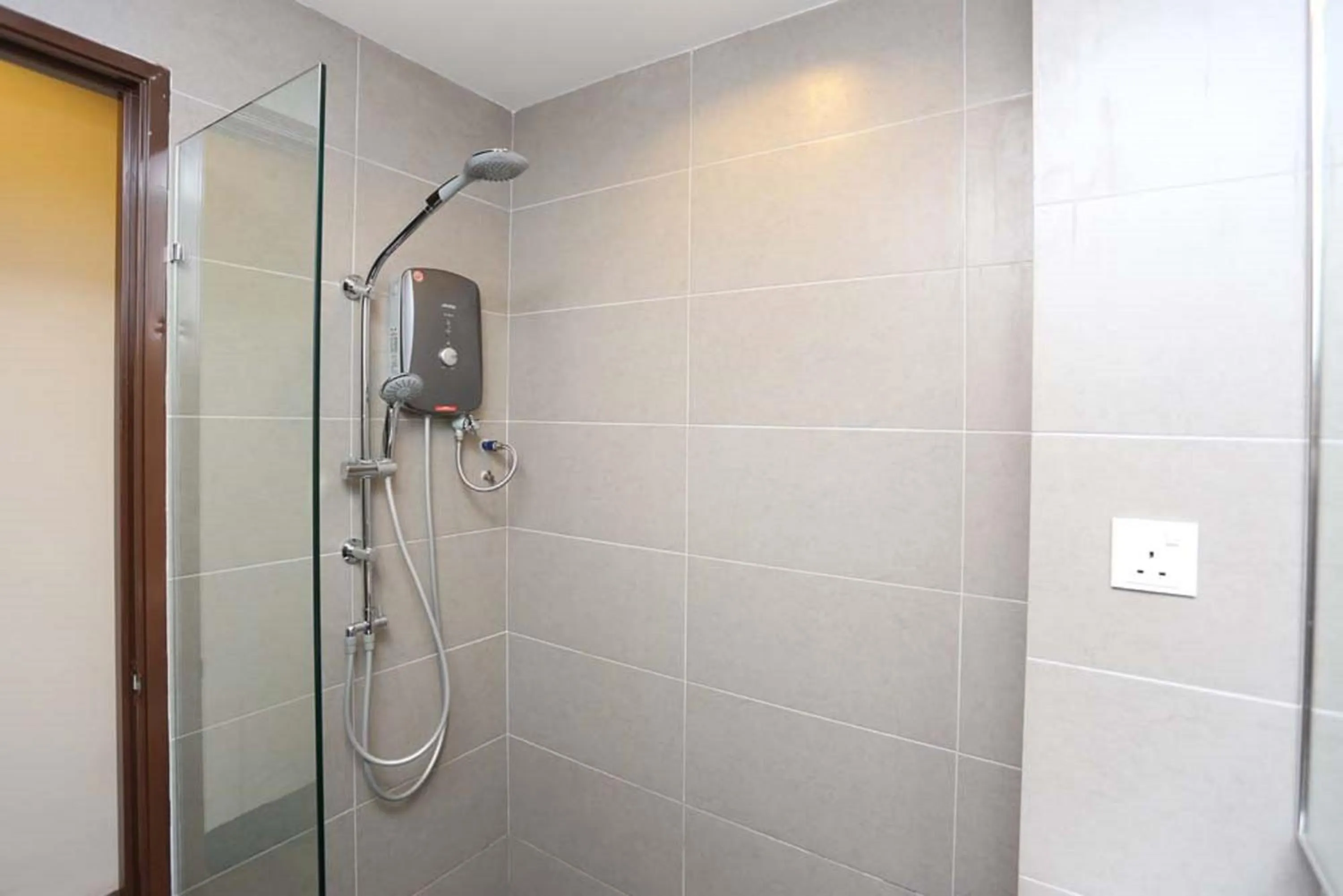 Shower in Hotel Westree KL Sentral