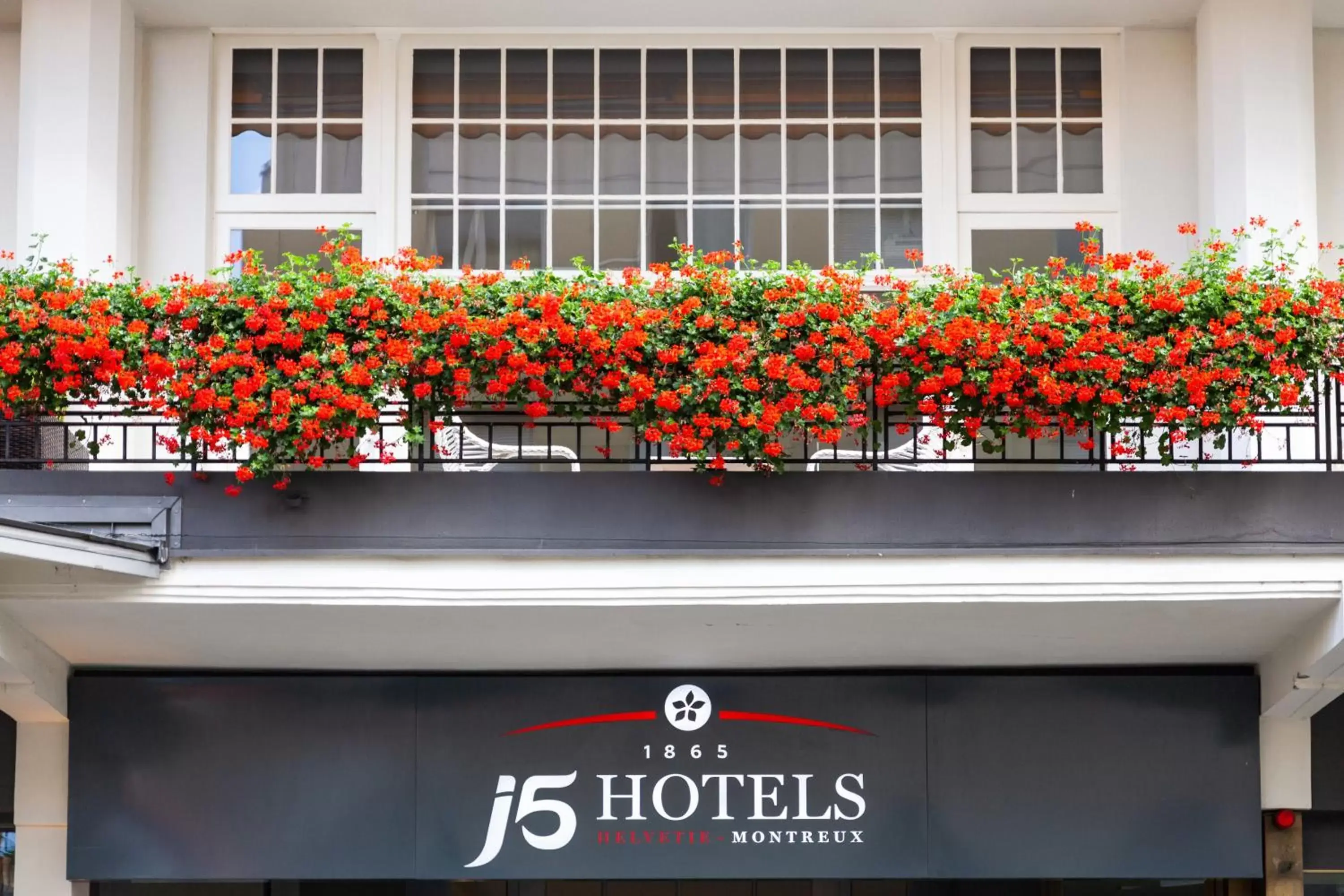 Property logo or sign in J5 Hotels Helvetie & La Brasserie