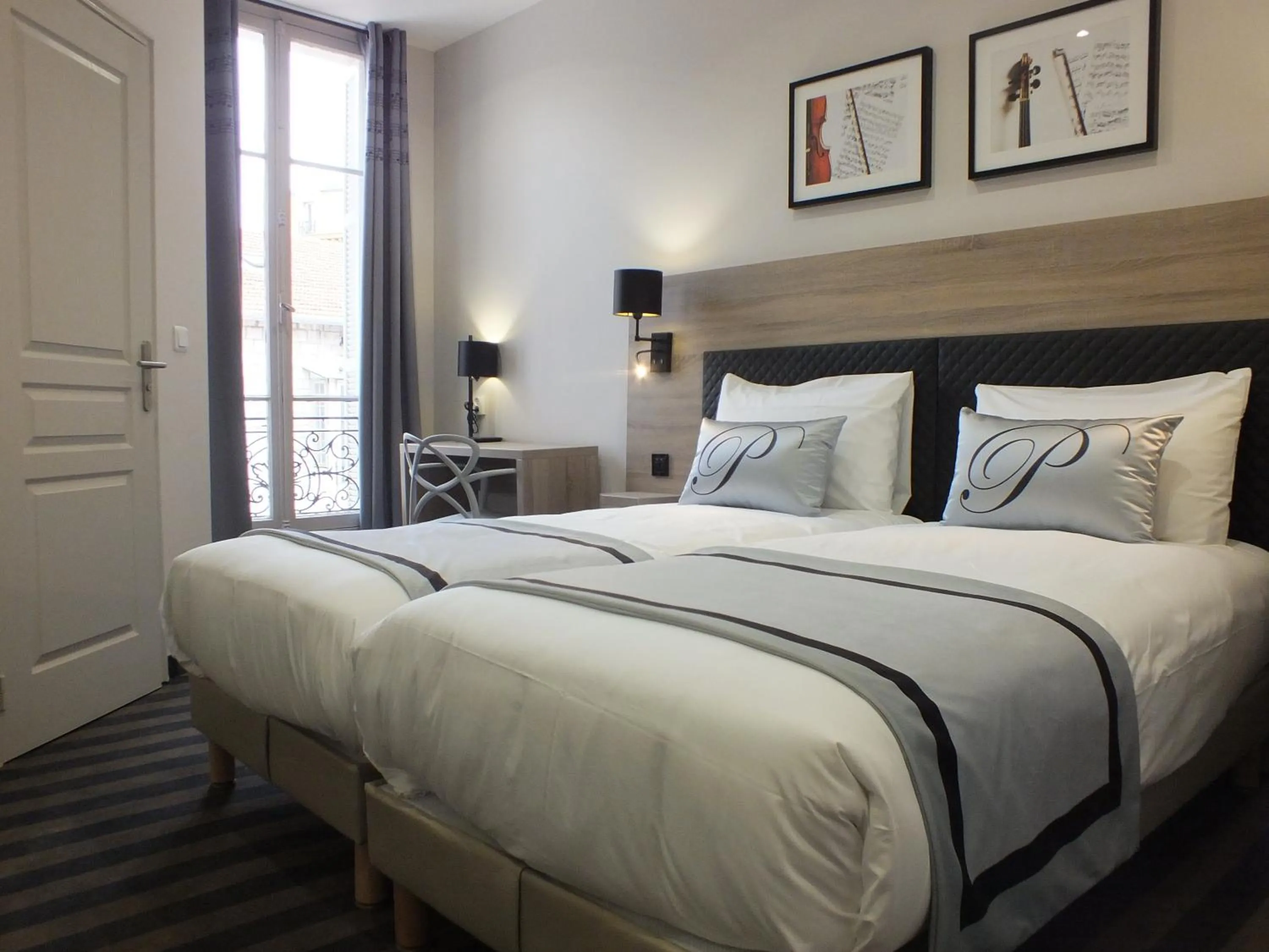 Bedroom, Bed in Hotel Paganini