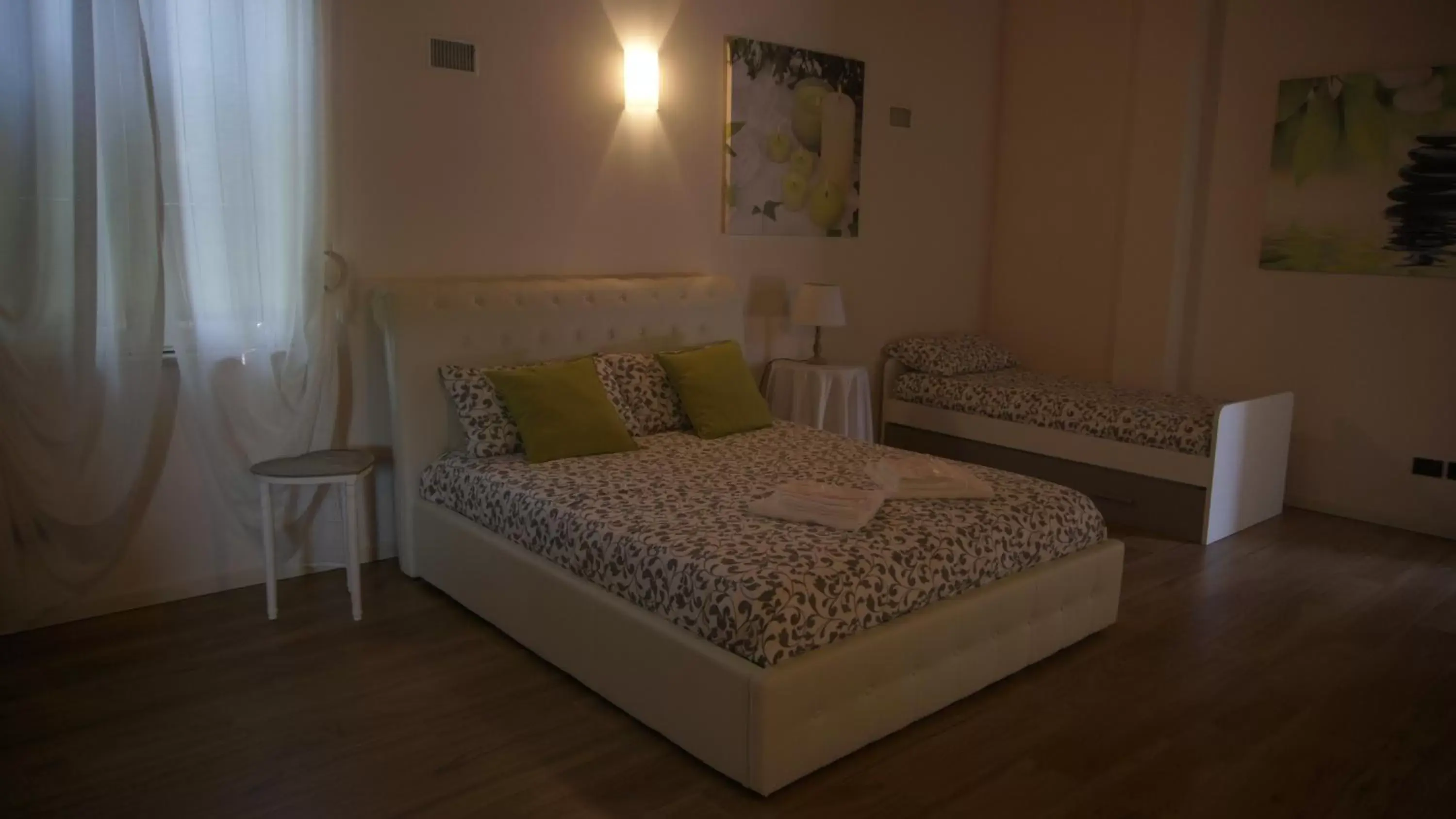 Bed in B&B CORTE SANT'ANGELO