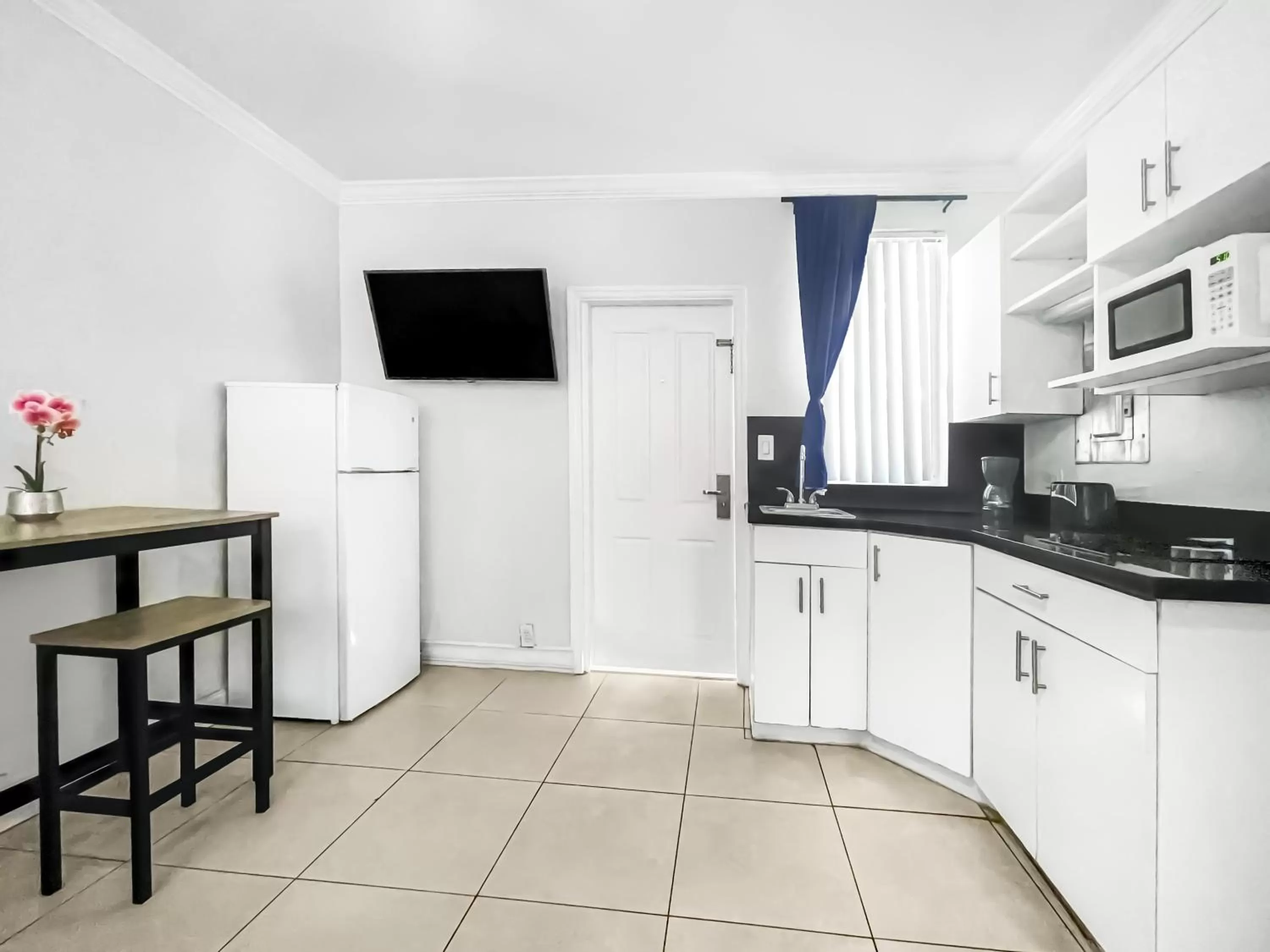 kitchen in The Seagull