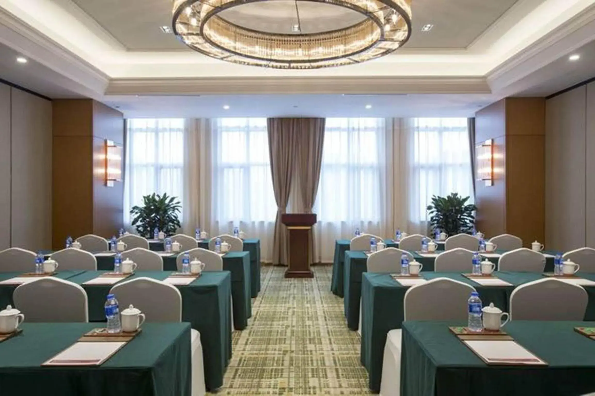 Meeting/conference room, Restaurant/Places to Eat in Ramada Suzhou
