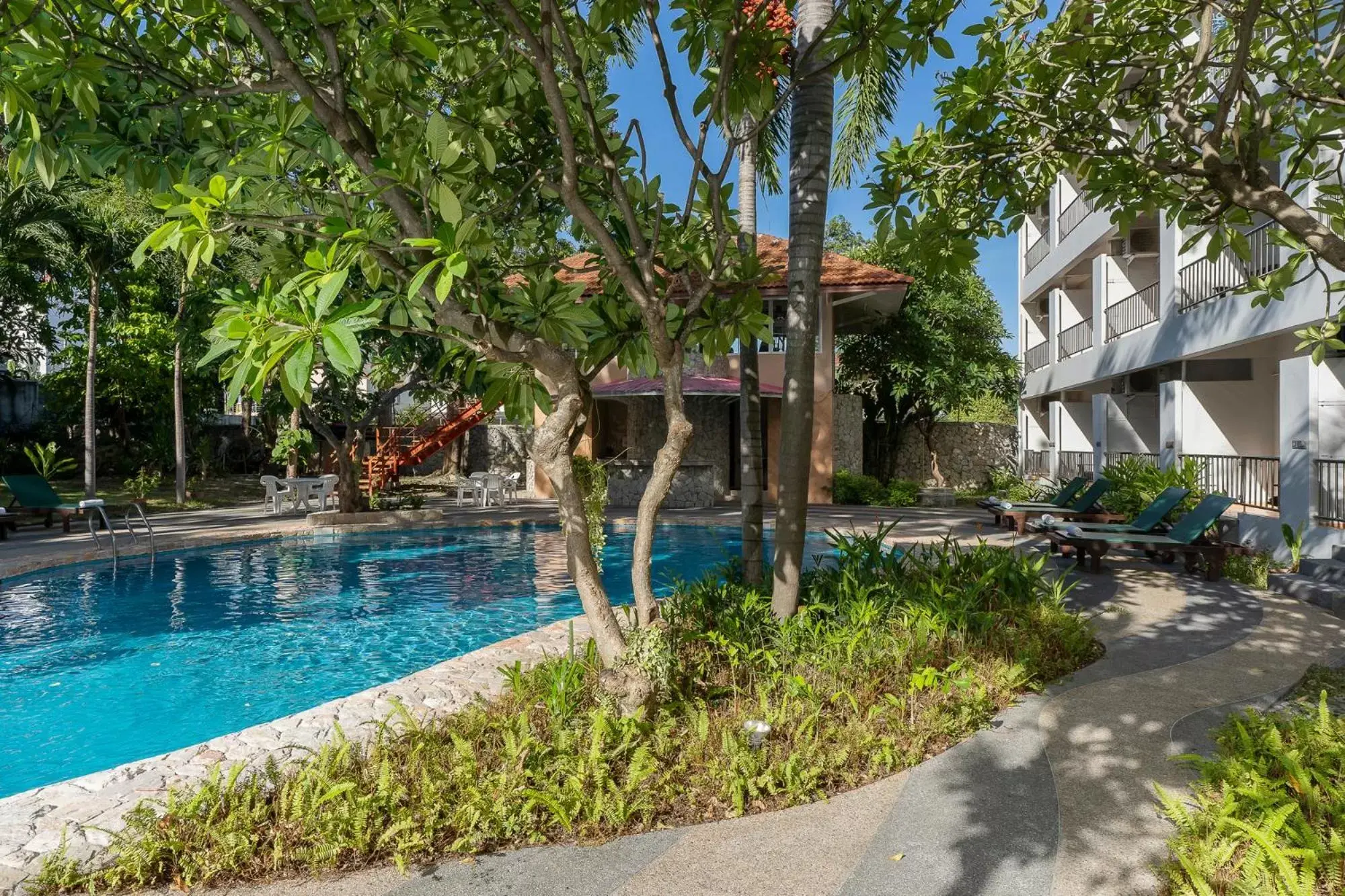 Property building, Swimming Pool in Bella Villa Pattaya 3rd Road