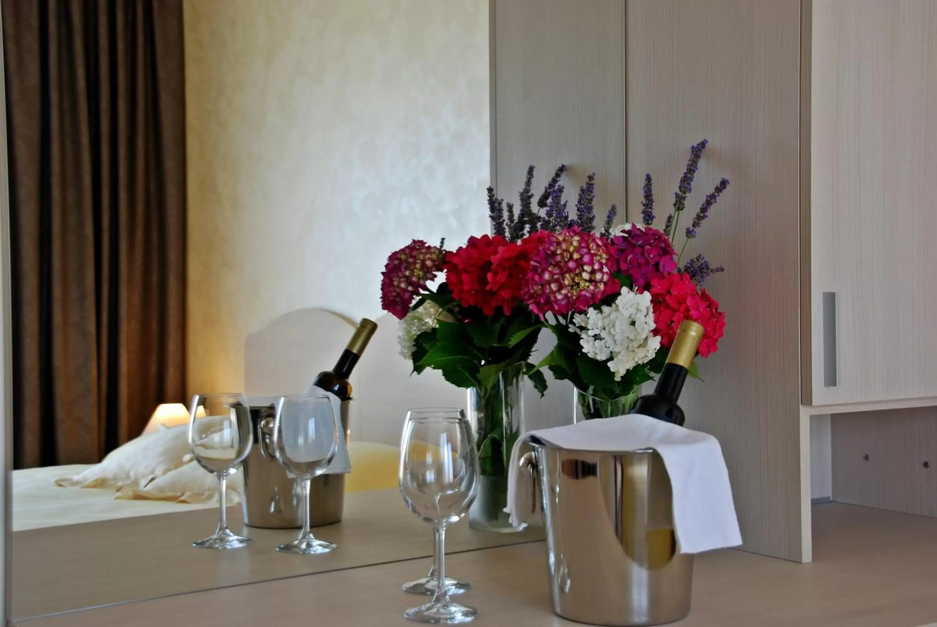 Junior Suite with Balcony in Rooms Edda Junior Suite with Balcony in Rooms Edda