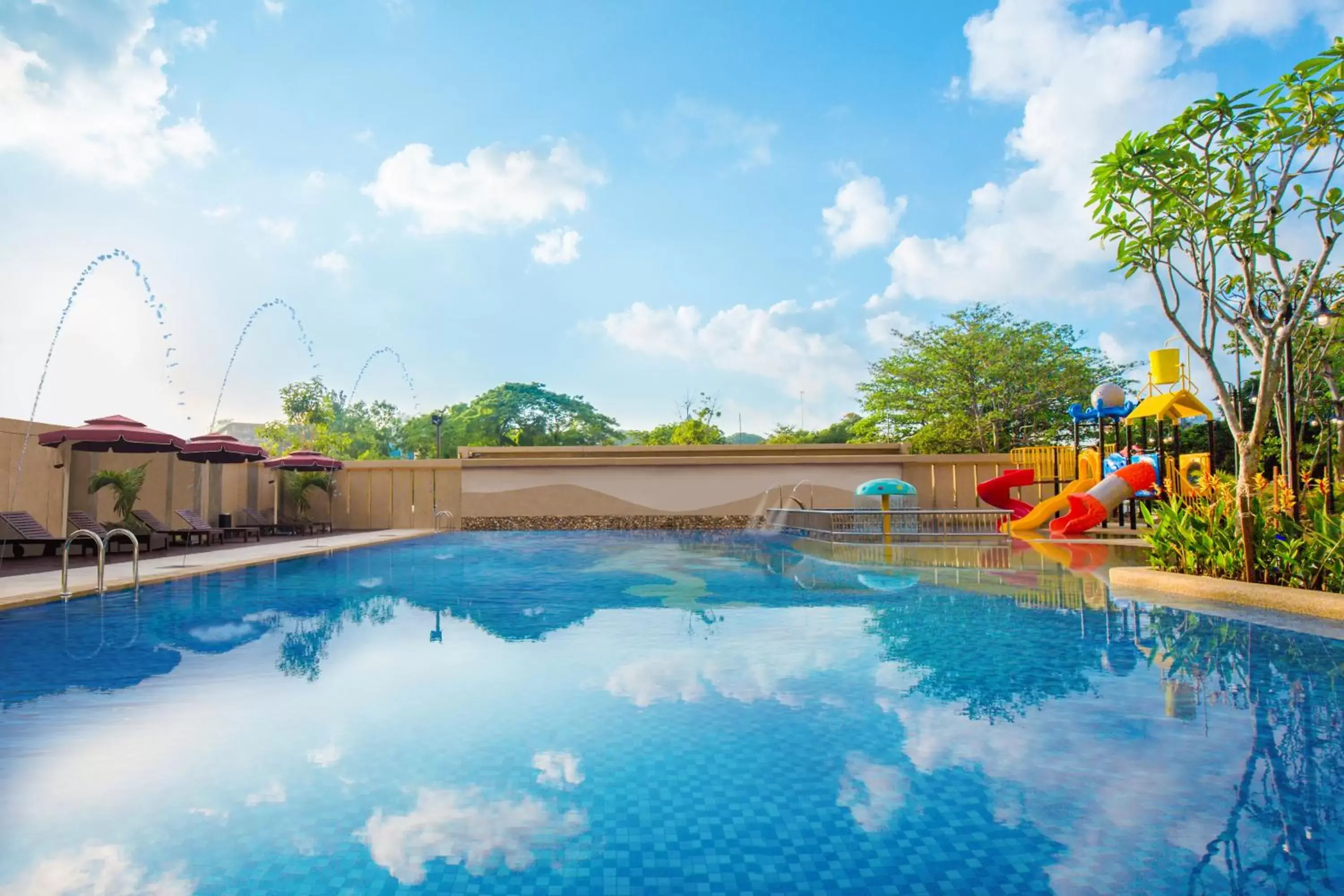 Swimming Pool in Ibis Melaka