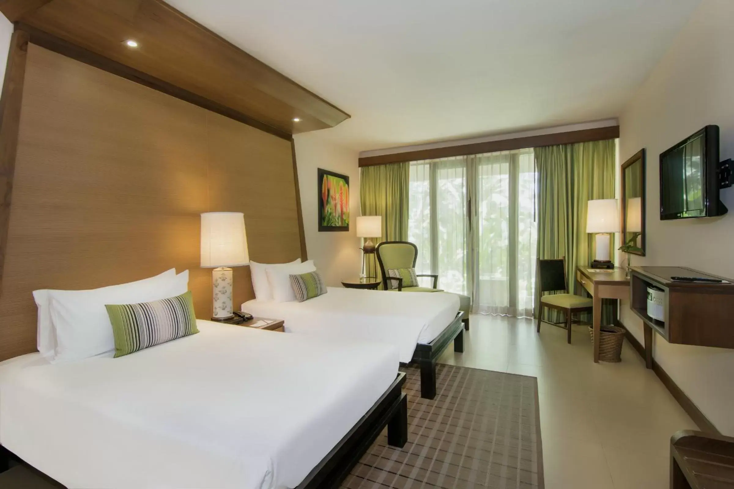 TV and multimedia in Siam Bayshore Resort Pattaya