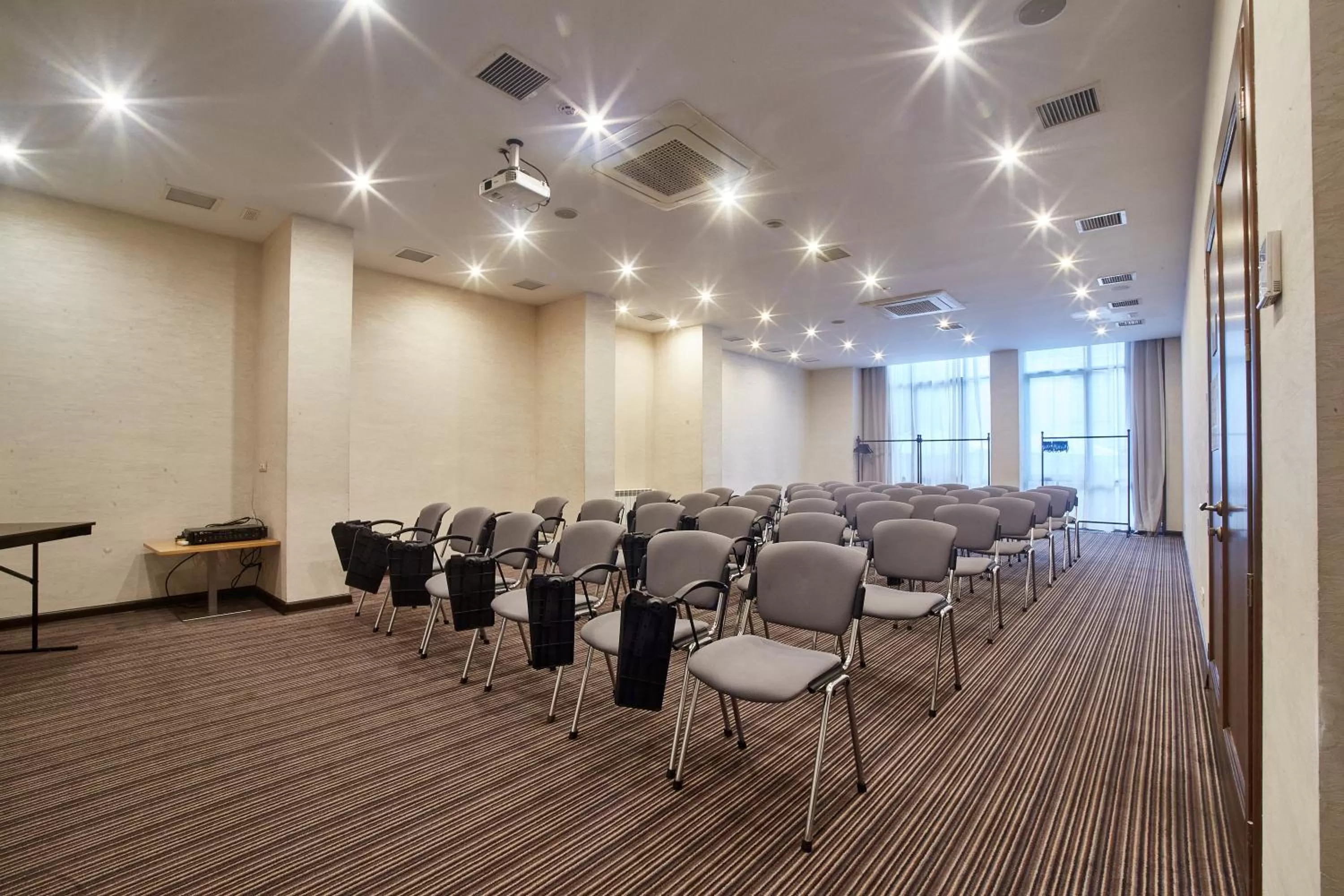 Meeting/conference room in Alexandrovskiy Hotel