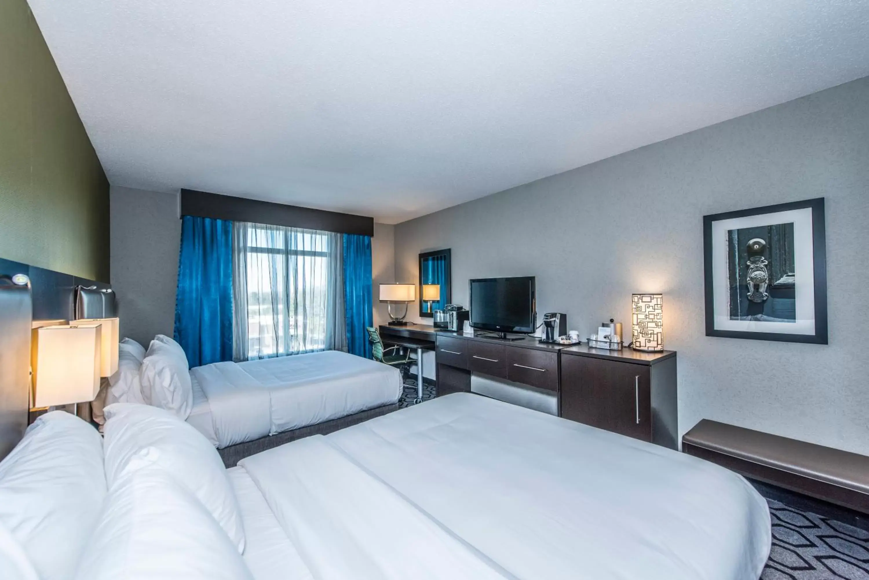 Bedroom in Holiday Inn Express and Suites North Charleston, an IHG Hotel