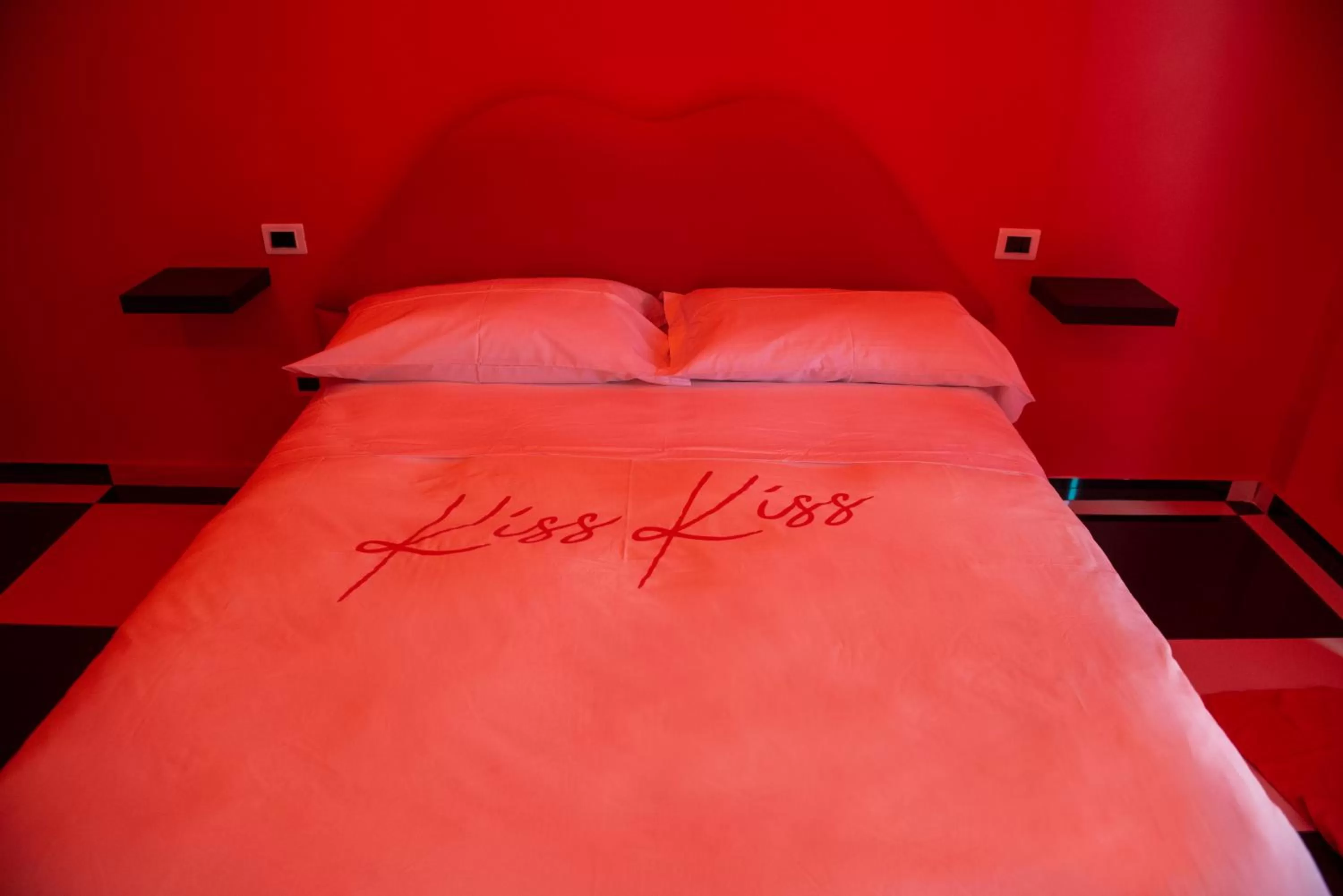 Bed in D'amelio'S suites