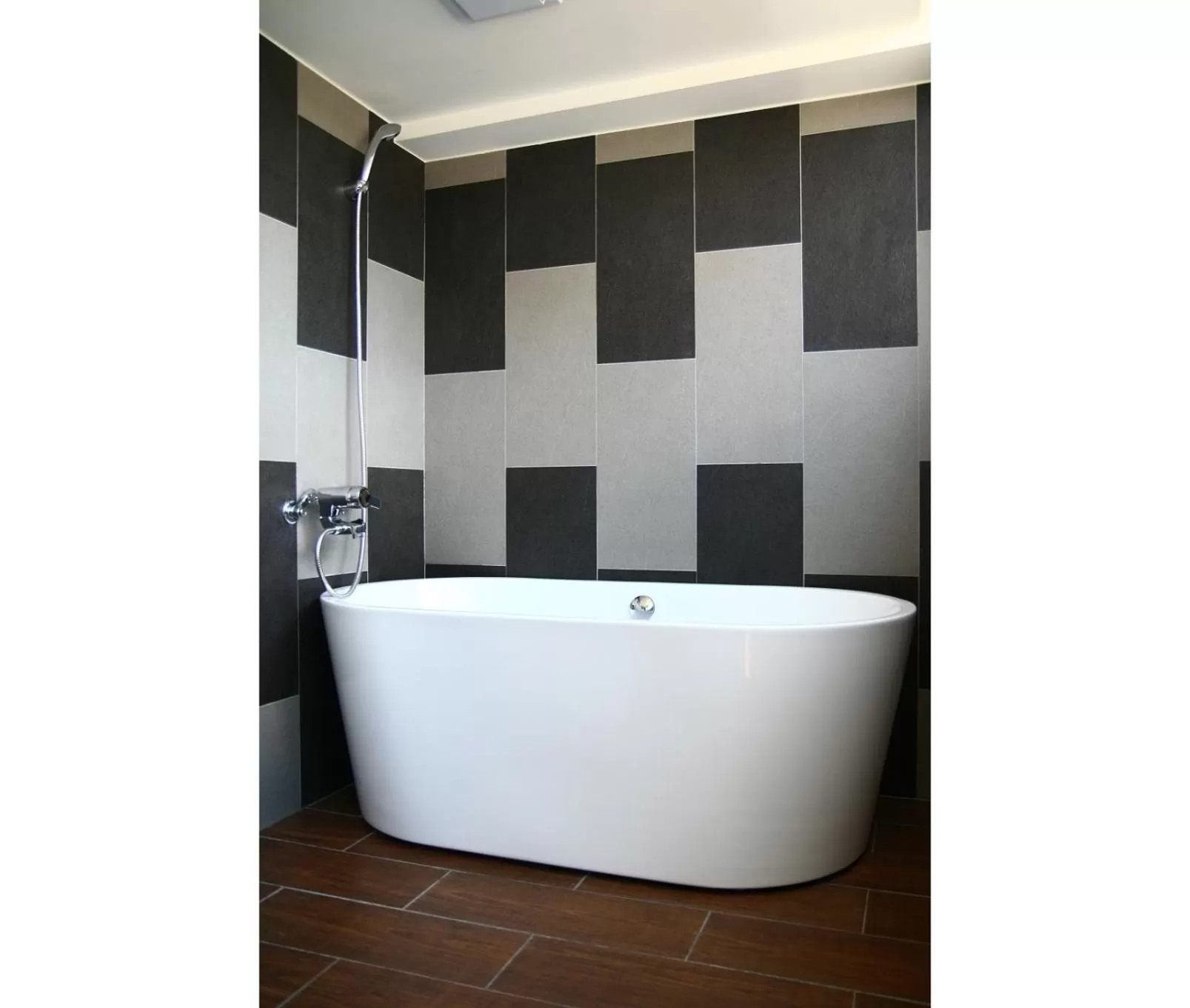 Bathroom in Papersun Hotel