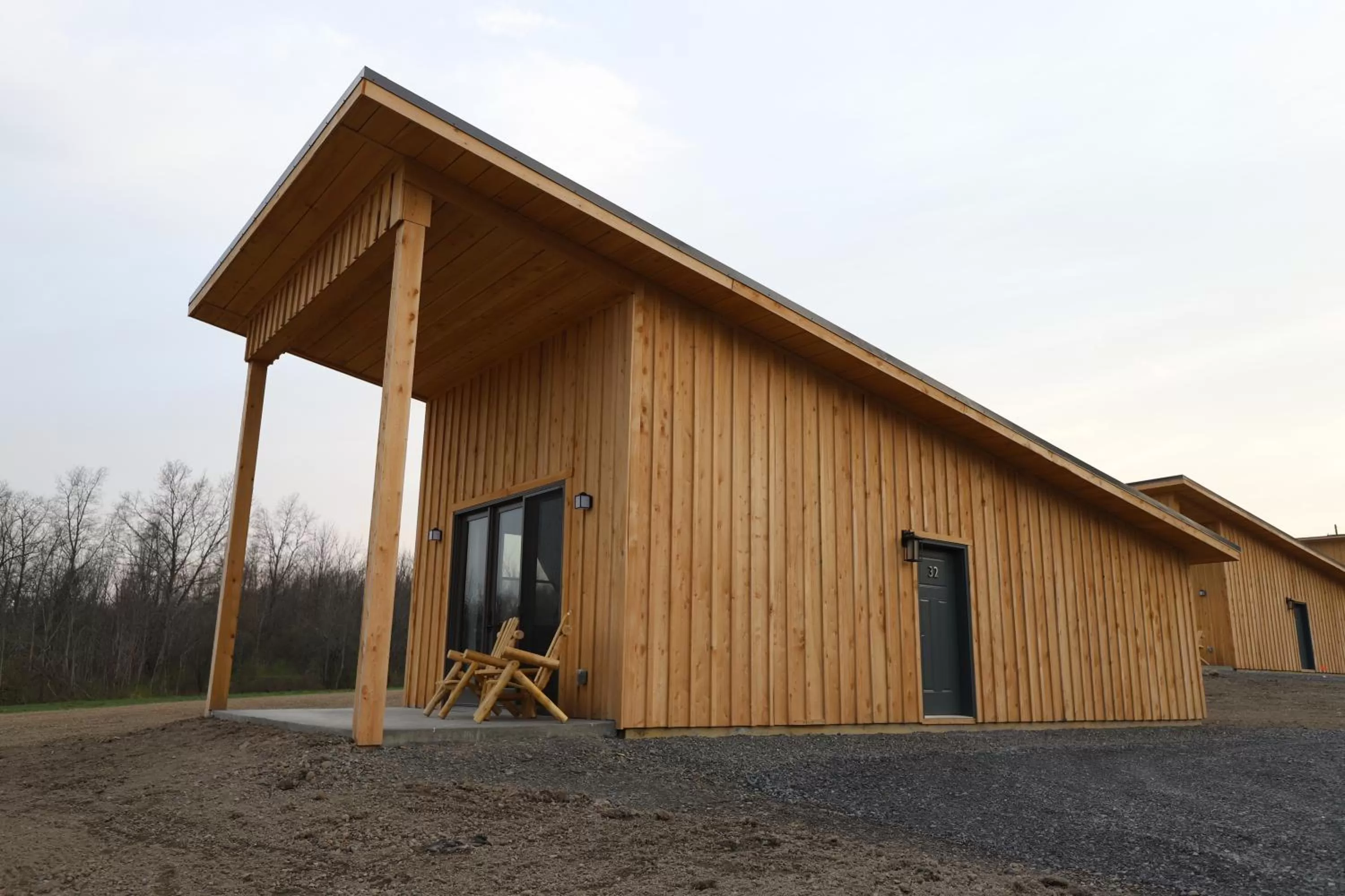 One-Bedroom Chalet in Lakeside Resort