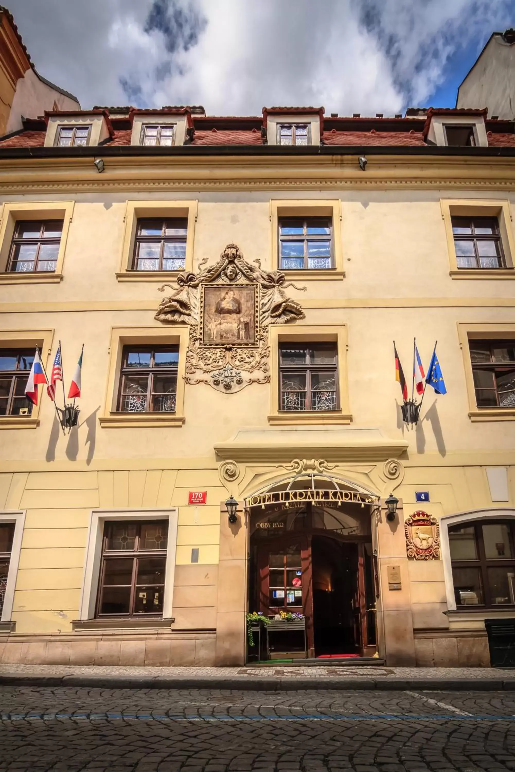 Facade/entrance, Property Building in The King Charles