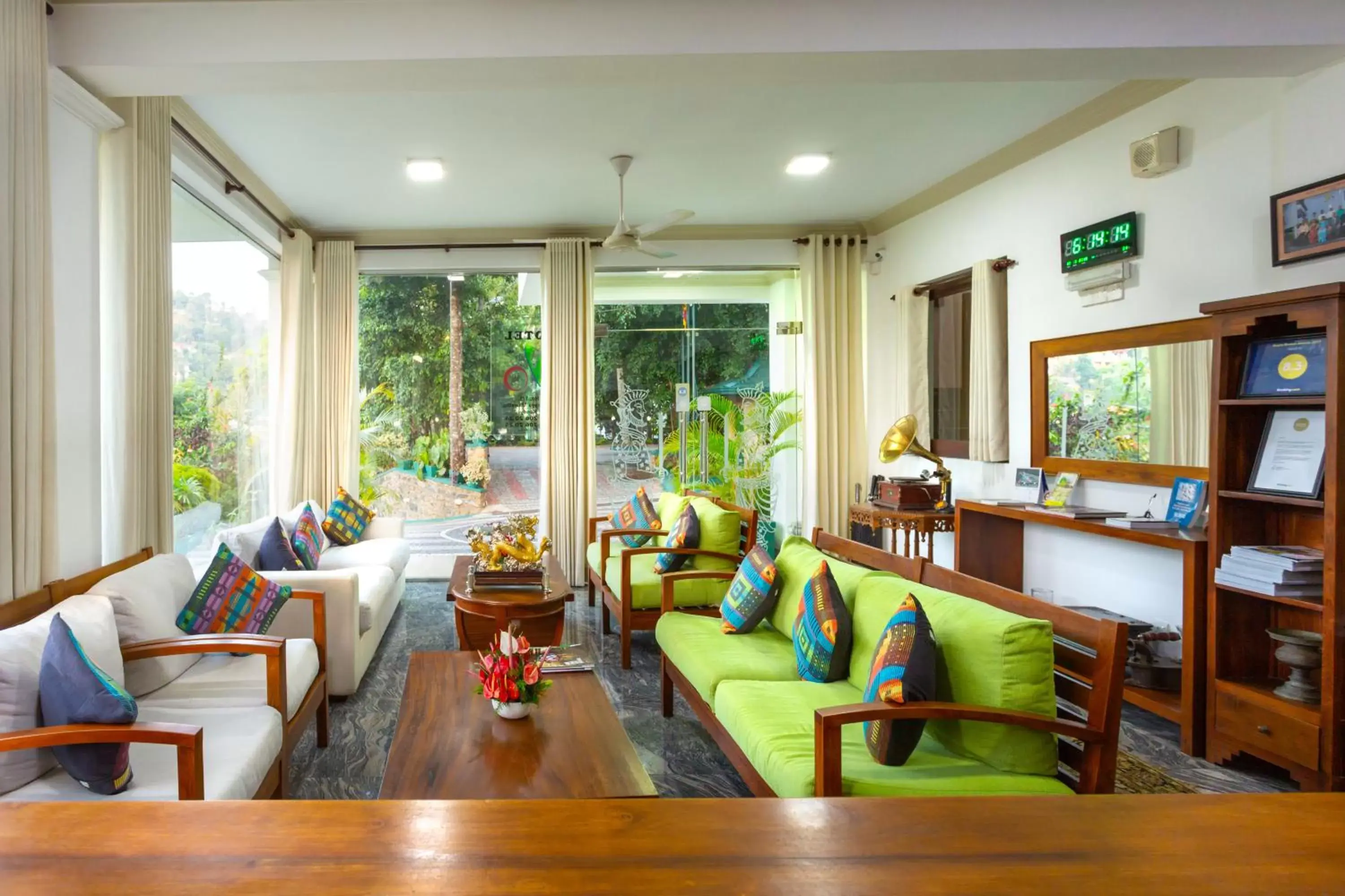 Living room in Hotel Yo Kandy