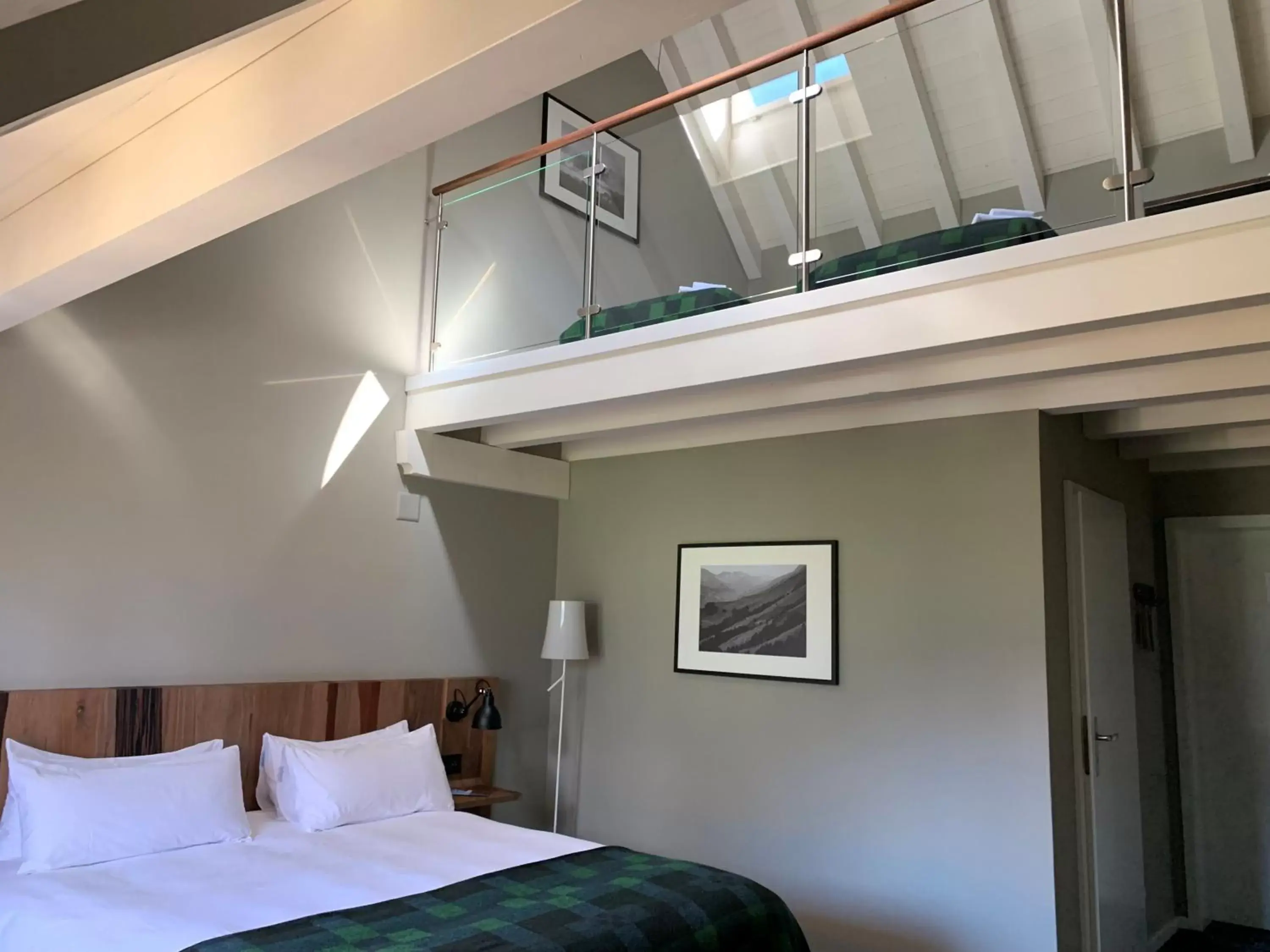 Photo of the whole room, Bed in The Cambrian Photo of the whole room, Bed in The Cambrian