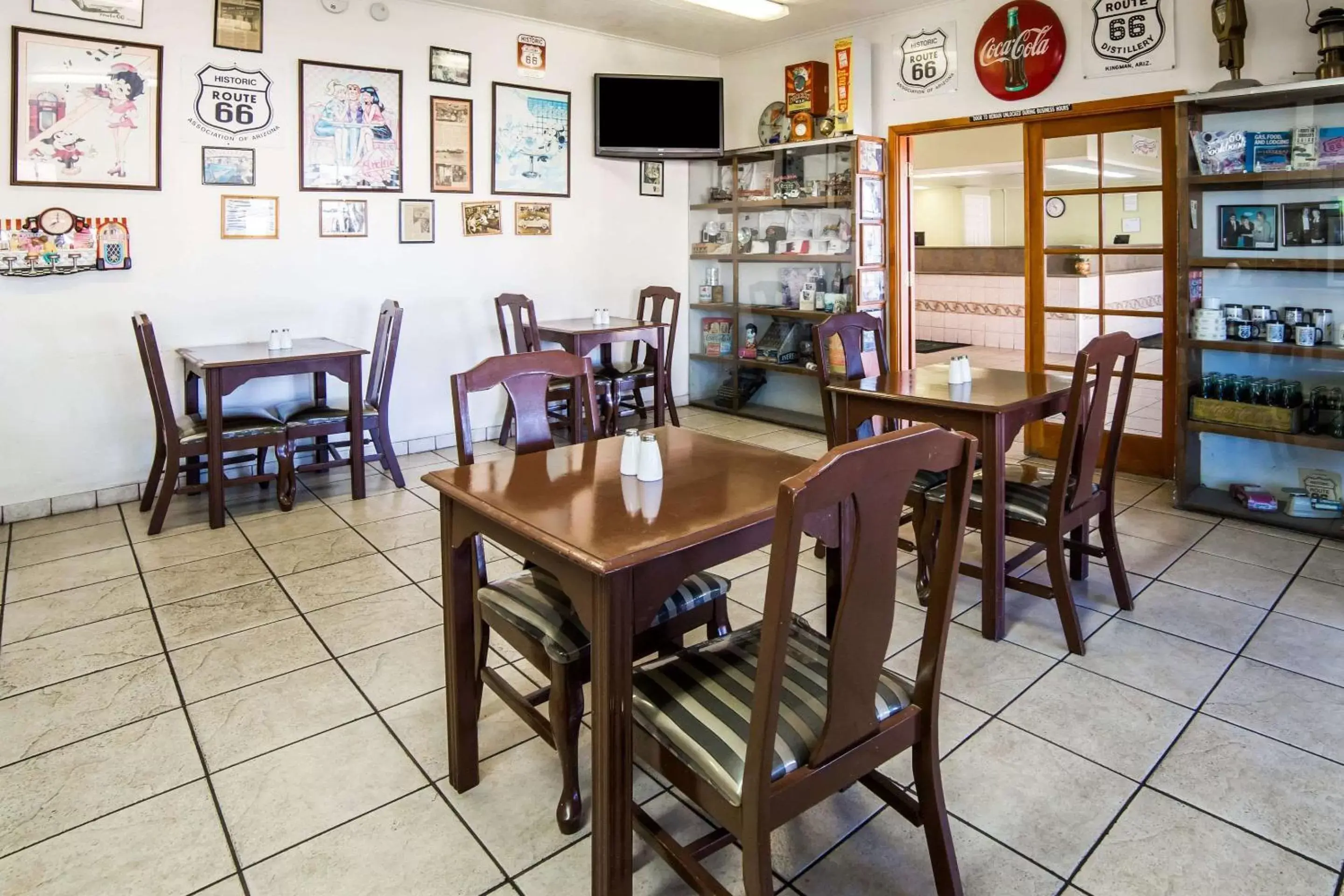 Restaurant/Places to Eat in Rodeway Inn Kingman Route 66