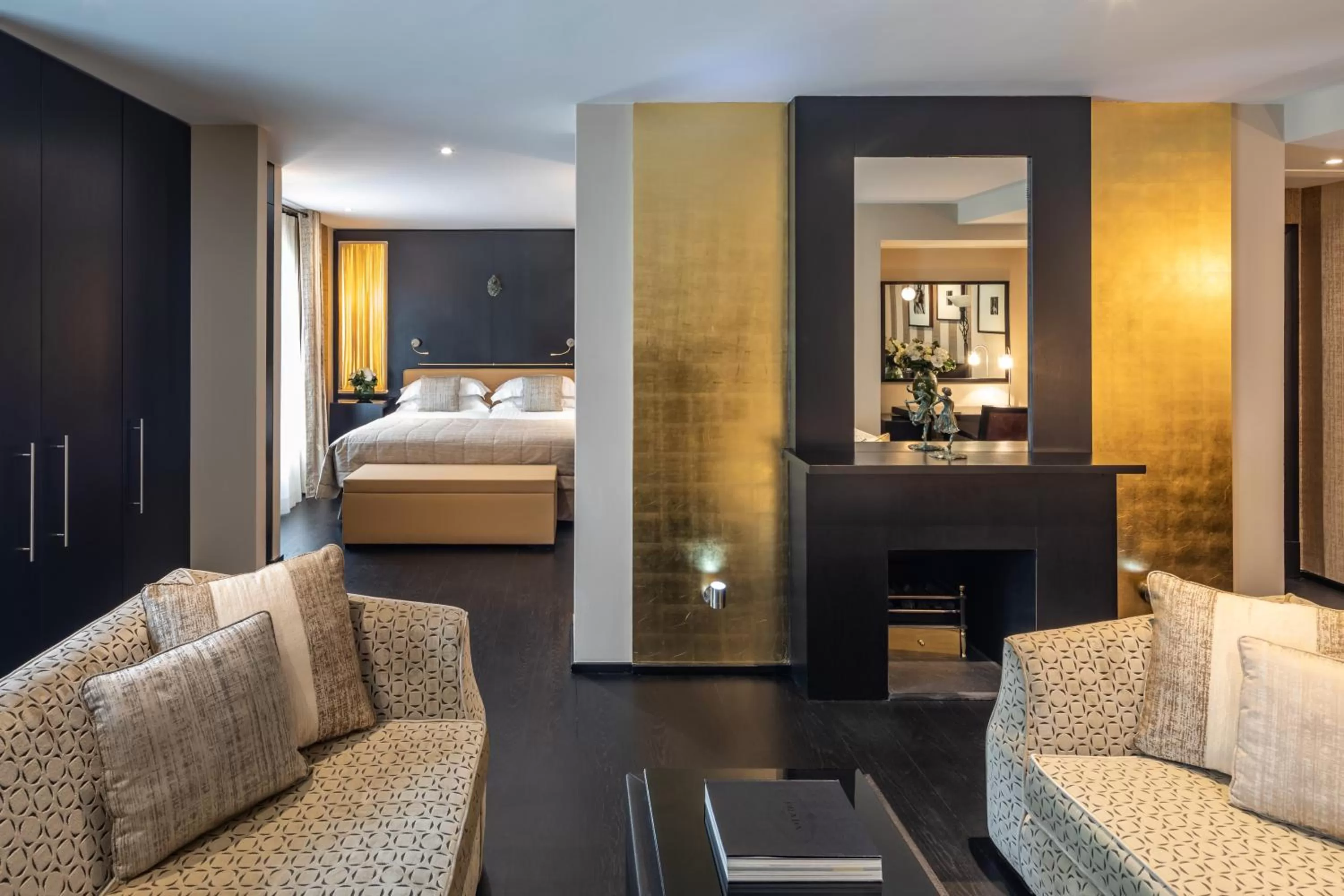 Living room in 60 Hyde Park Gate Hotel