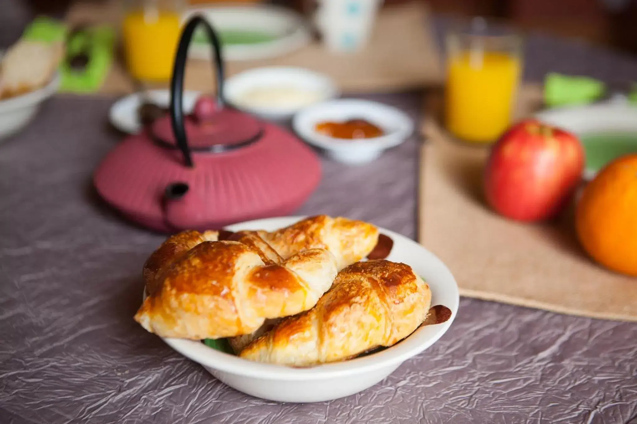 Continental breakfast, Breakfast in Au coeur de Montastruc-la-Conseillère - Chambres d'hôtes
