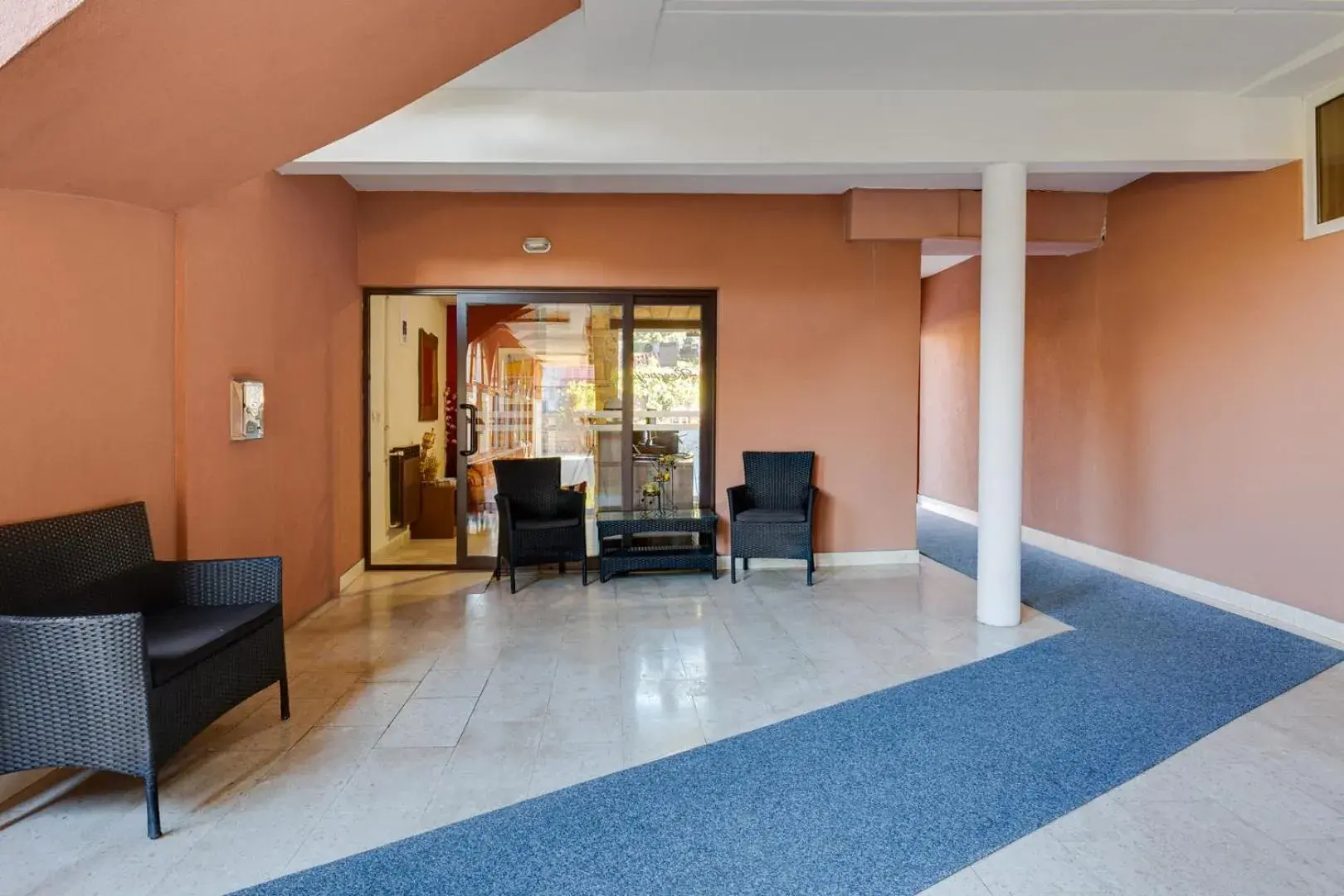 Lobby or reception, Seating Area in Hotel Marinko