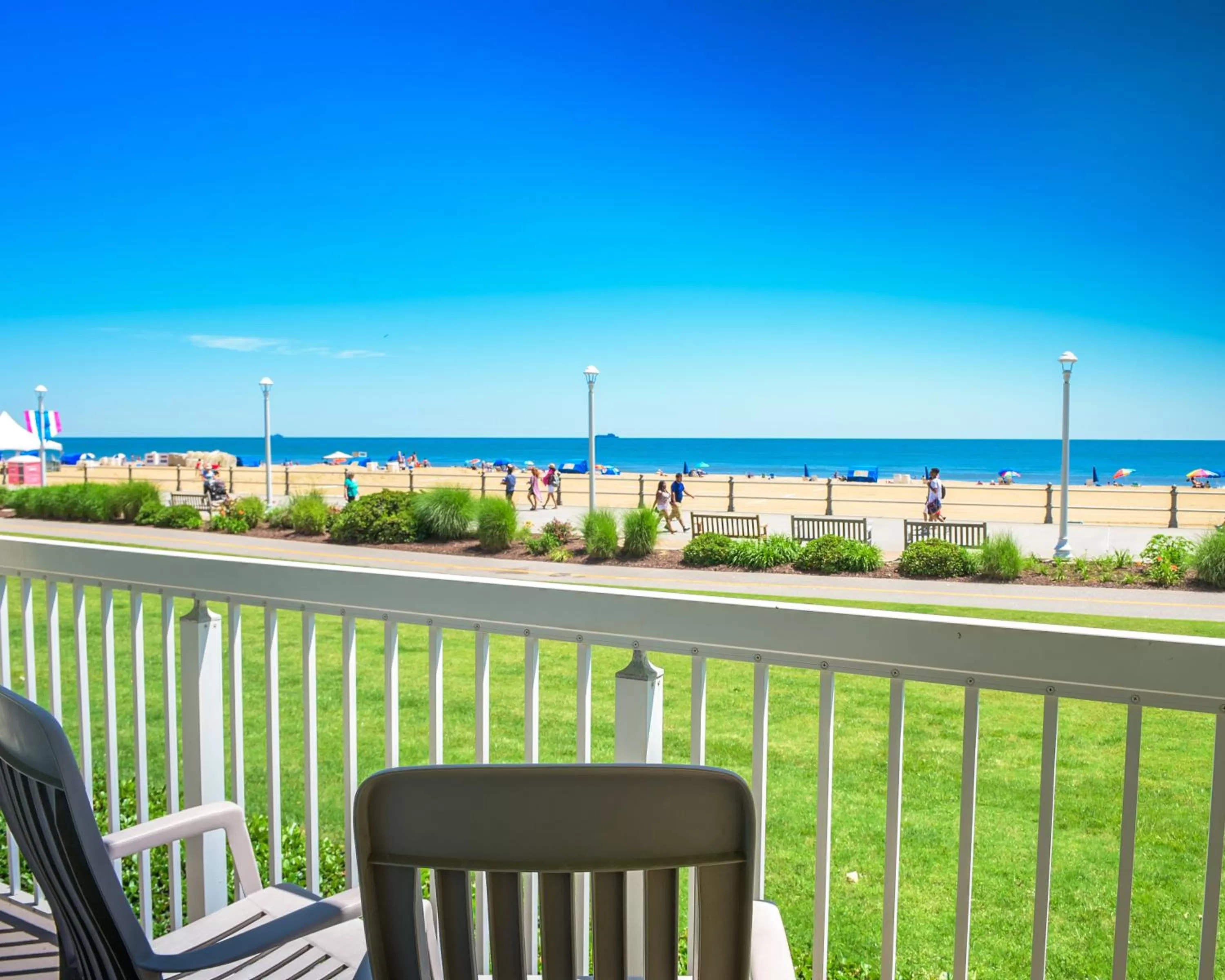 Sea view in The Oceanfront Inn - Virginia Beach