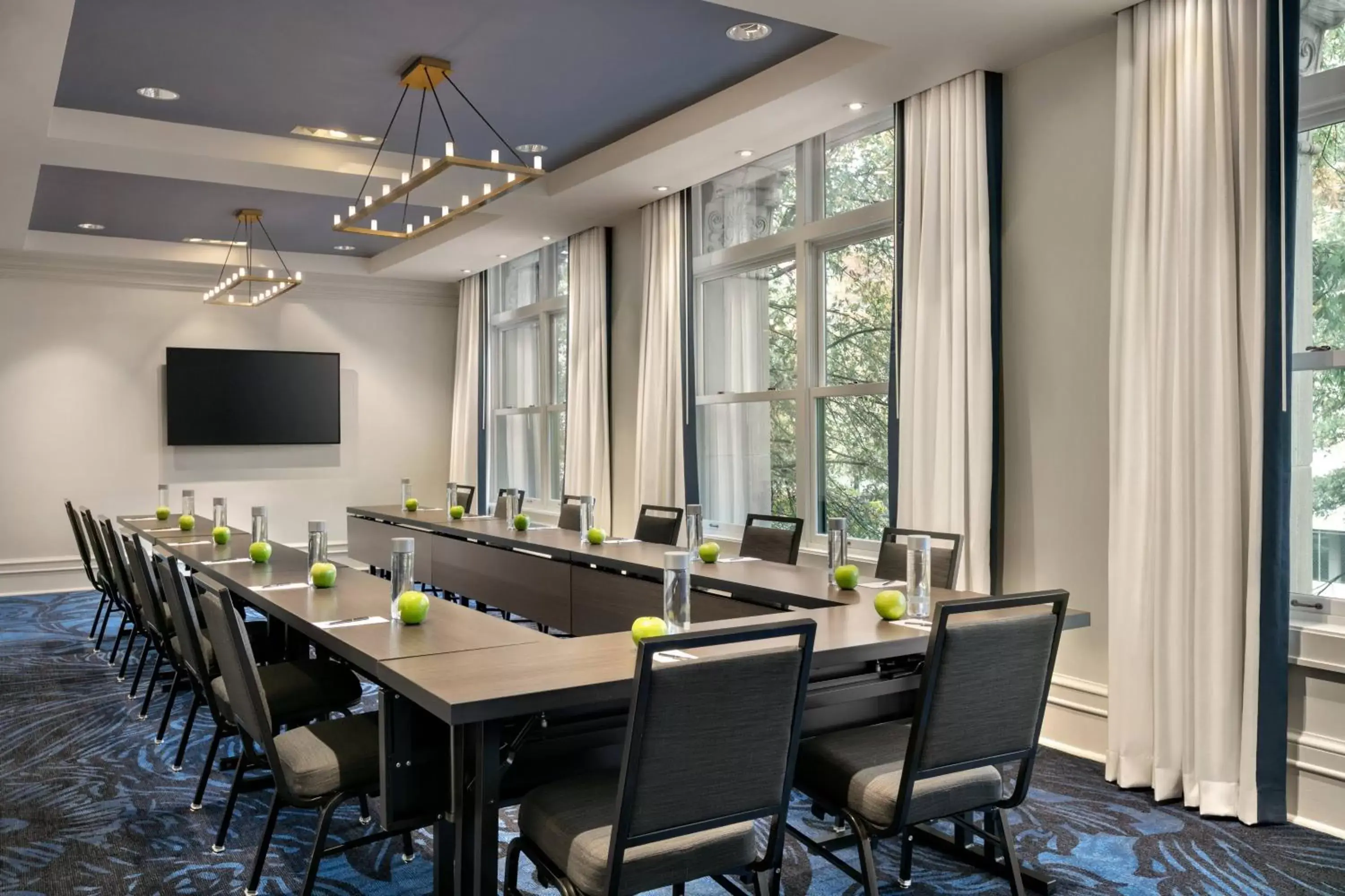 Meeting/conference room in Glenn Hotel, Autograph Collection