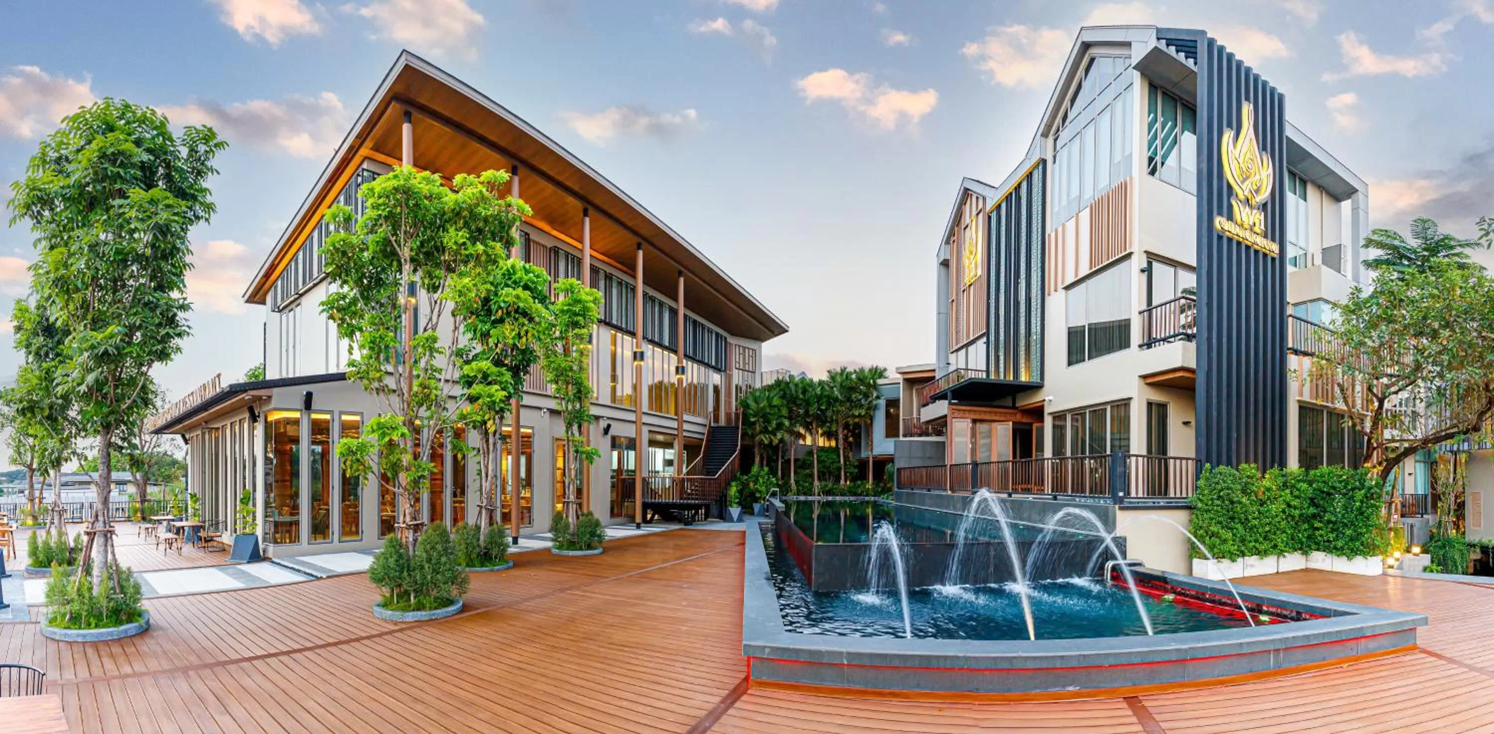 Property building in W1Bangkoknoi Hotel