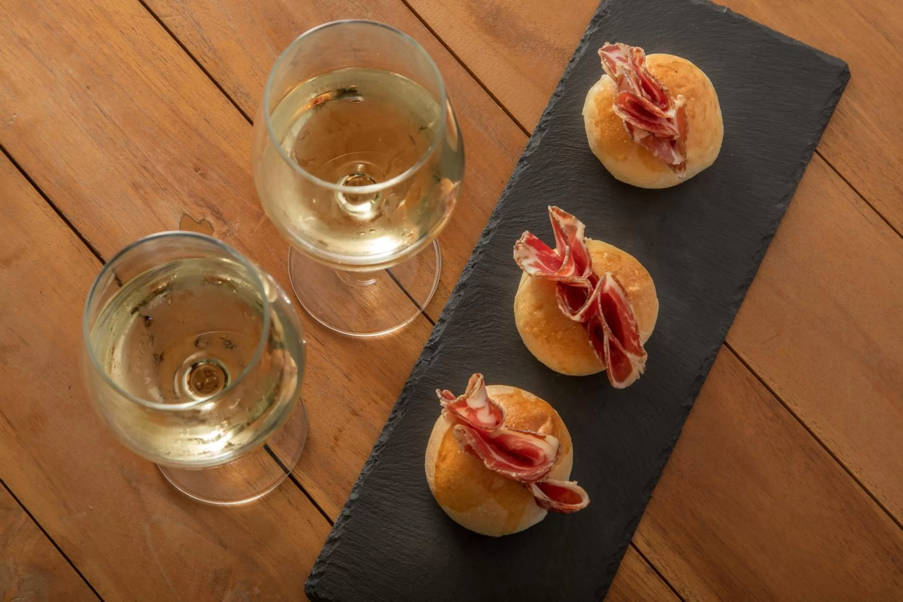 Food in Fragrance Hotel St. Peter