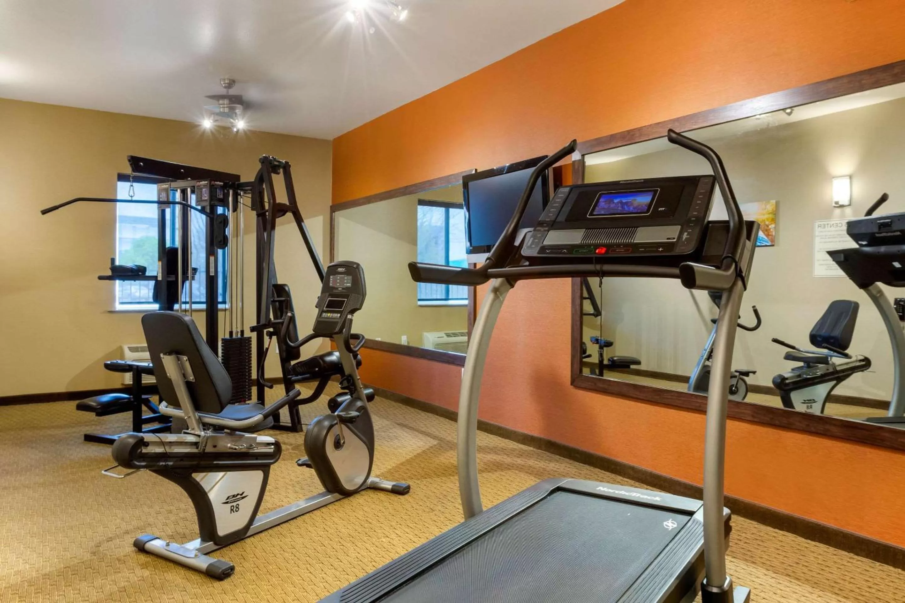 Fitness centre/facilities in Comfort Inn & Suites Amarillo East