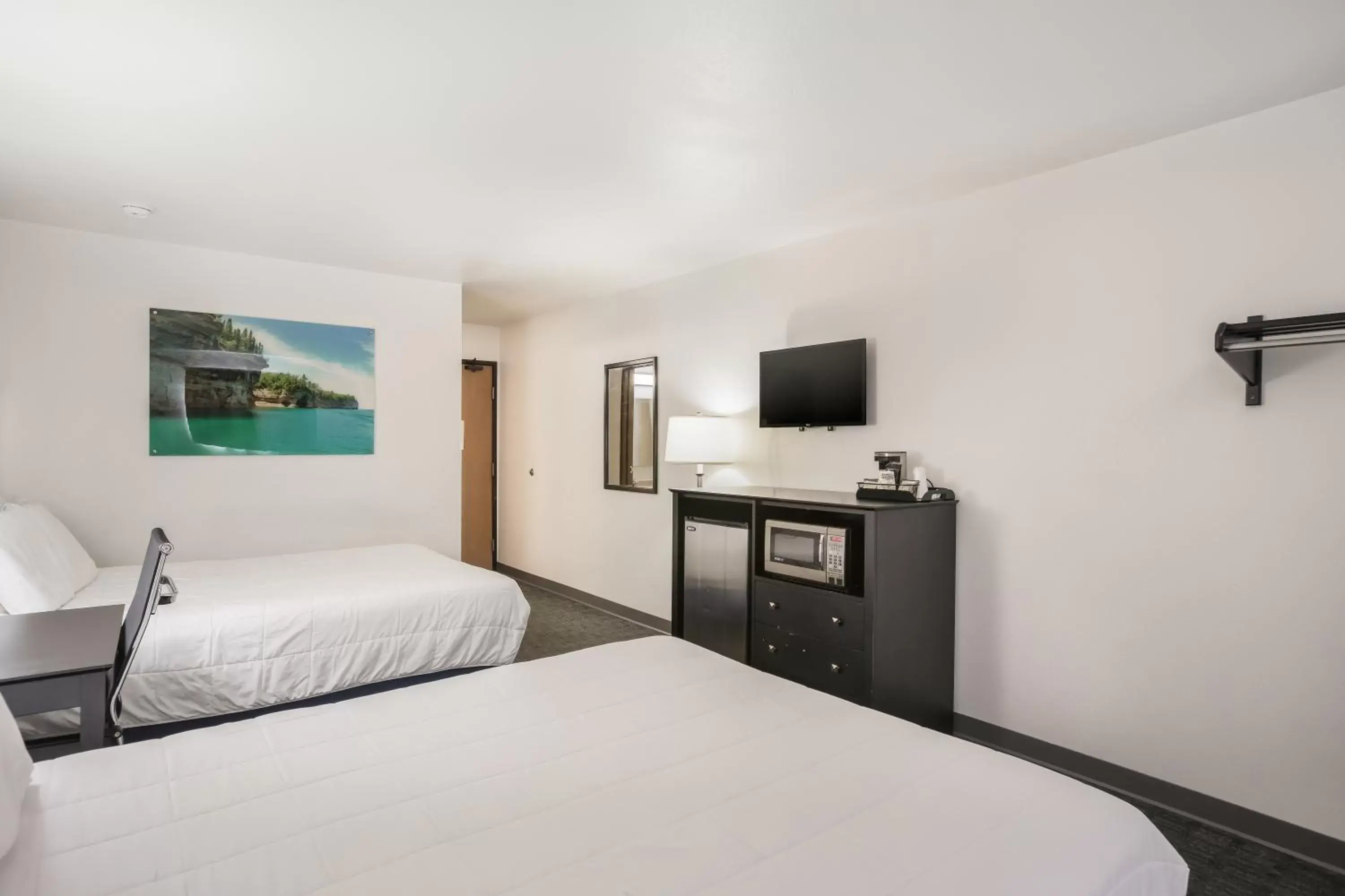 Photo of the whole room, Bed in Americas Best Value Inn & Suites-Birch Run Photo of the whole room, Bed in Americas Best Value Inn & Suites-Birch Run