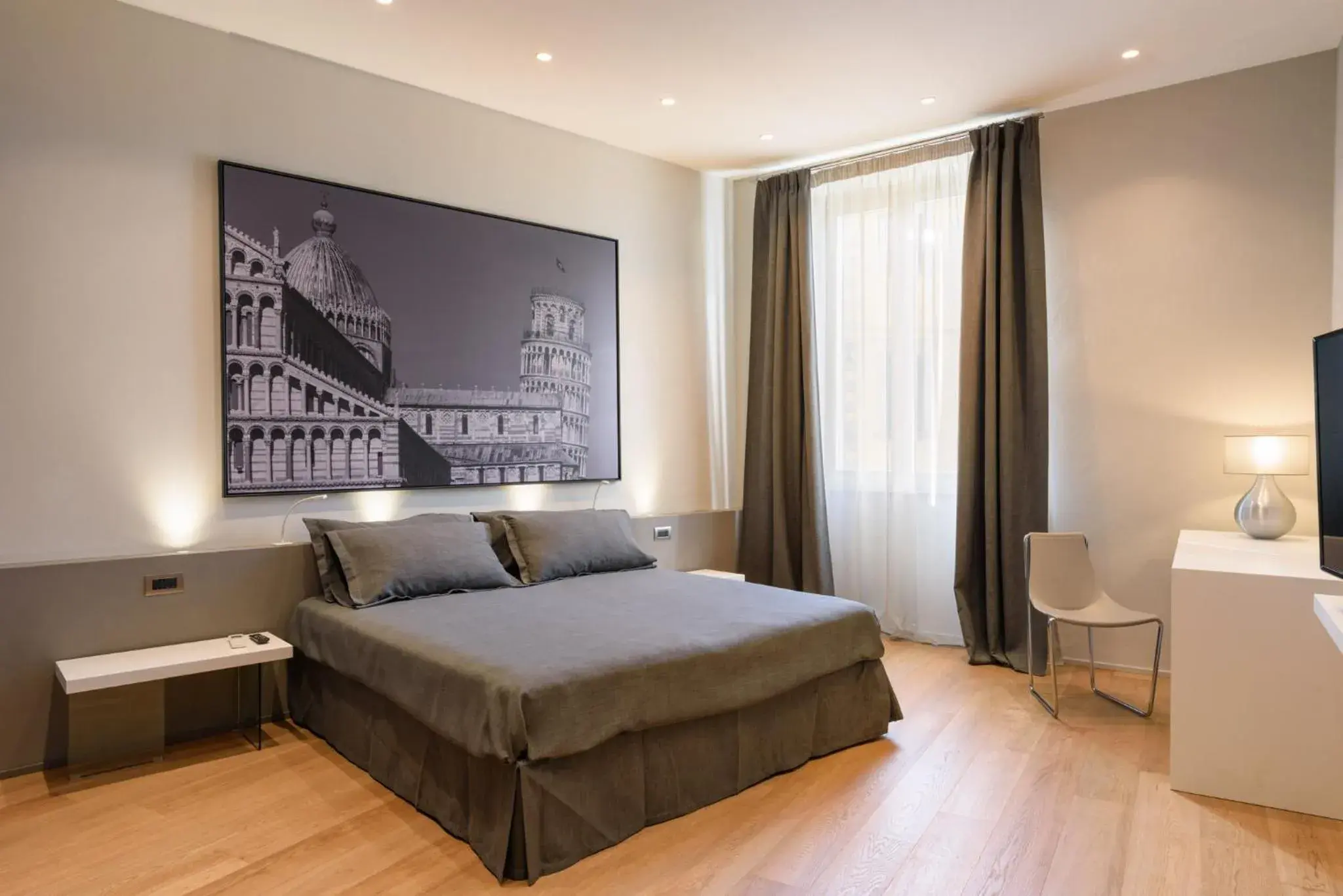 Bed in Palazzo Vasarri - Luxury design suites