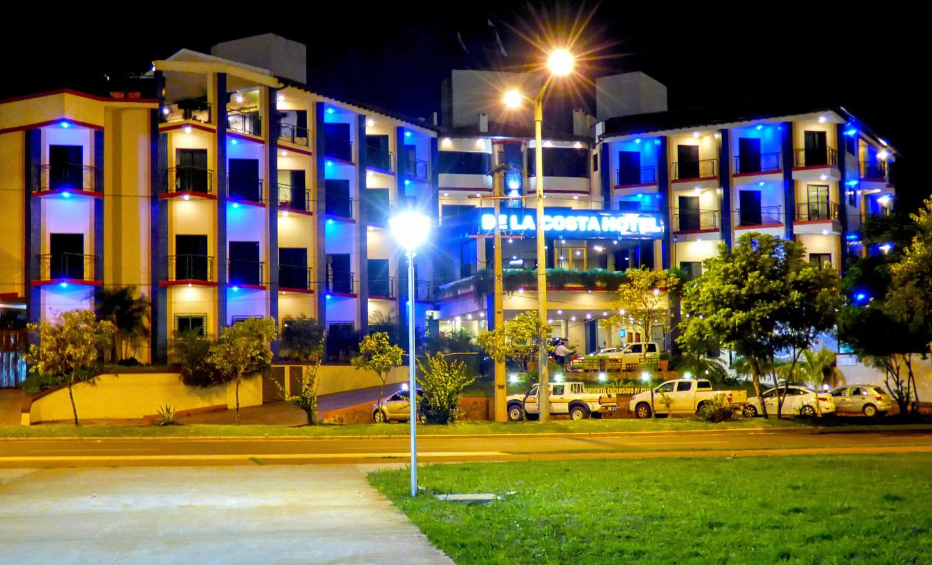 Facade/entrance in De La Costa Hotel