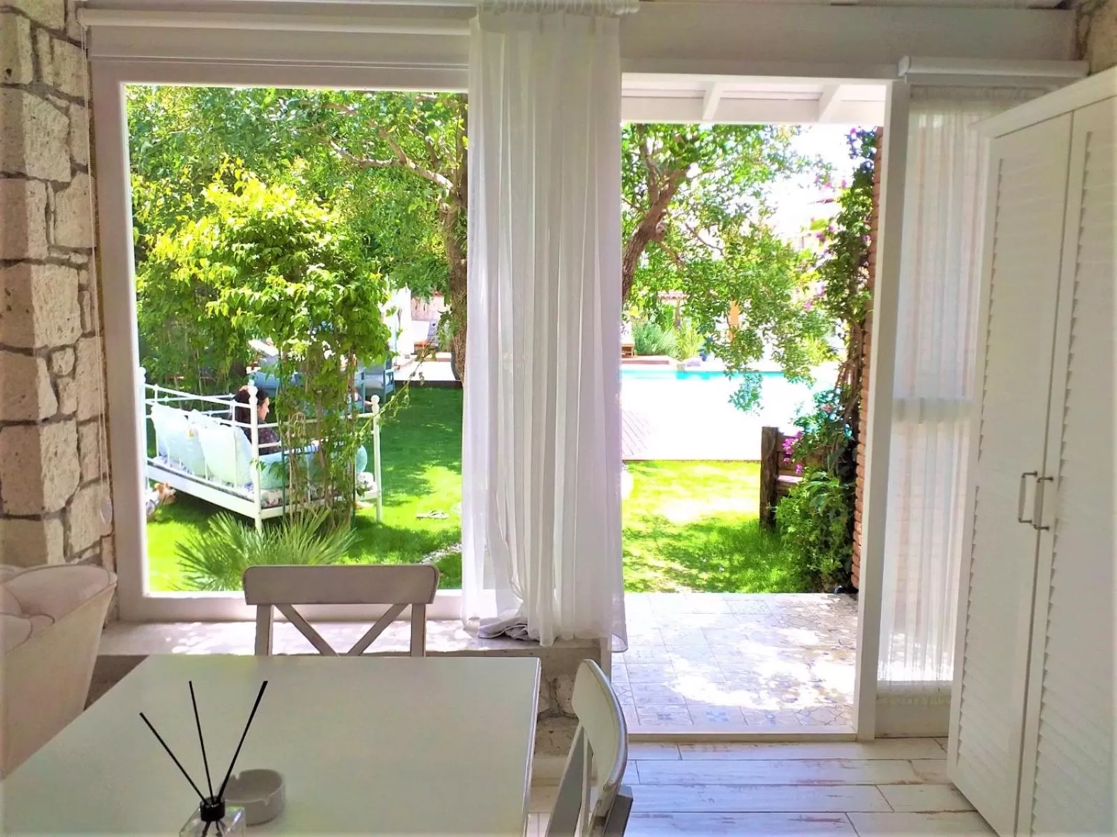 Garden view in Cadde 75 Luxury Hotel - Alaçatı