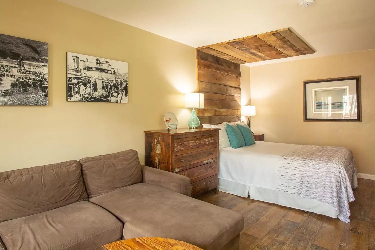 Bedroom, Bed in Inn At Avila Beach